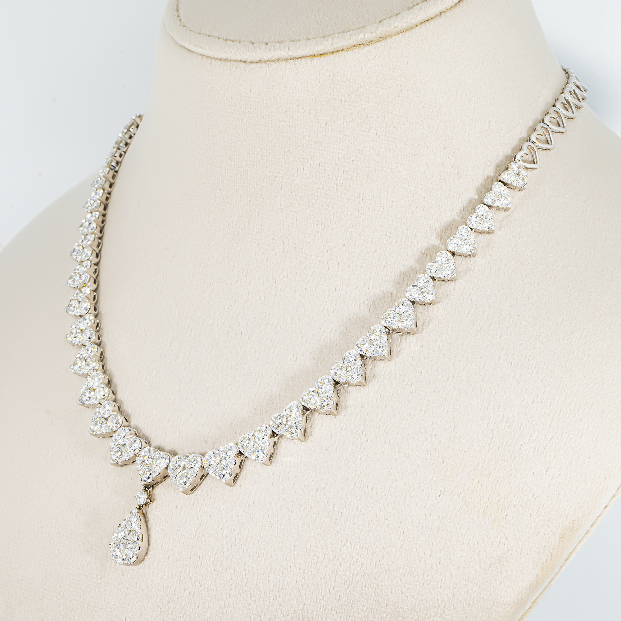 18K White Gold Multi Cut Diamond Drop Necklace 21.96ct