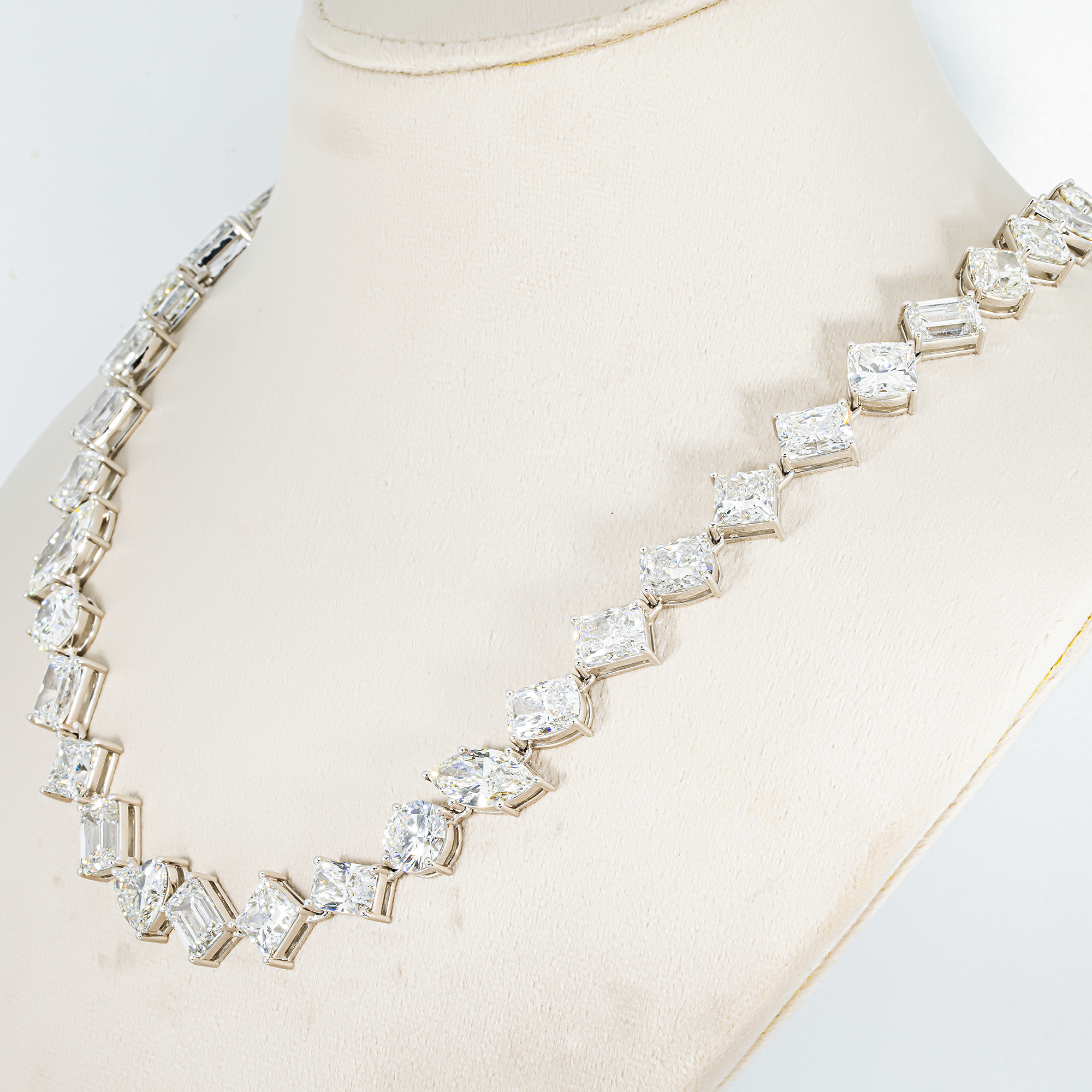 Platinum Multi Cut Diamond Chain 135.63ct