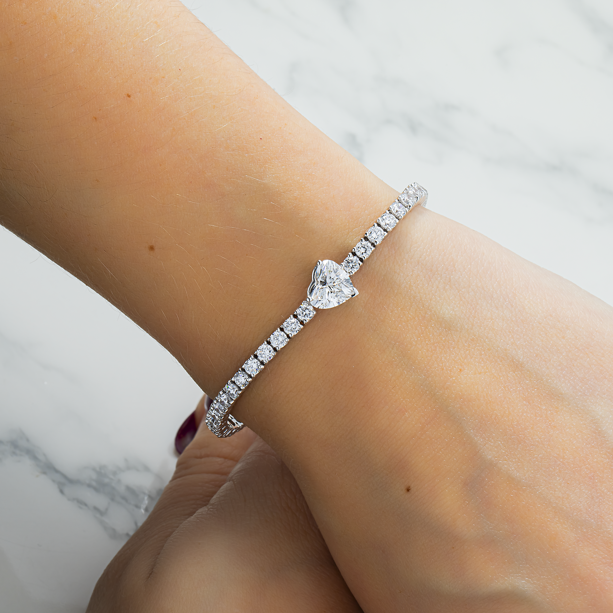 14K White Gold Heart & Round Diamond Tennis Bracelet 6.67ct