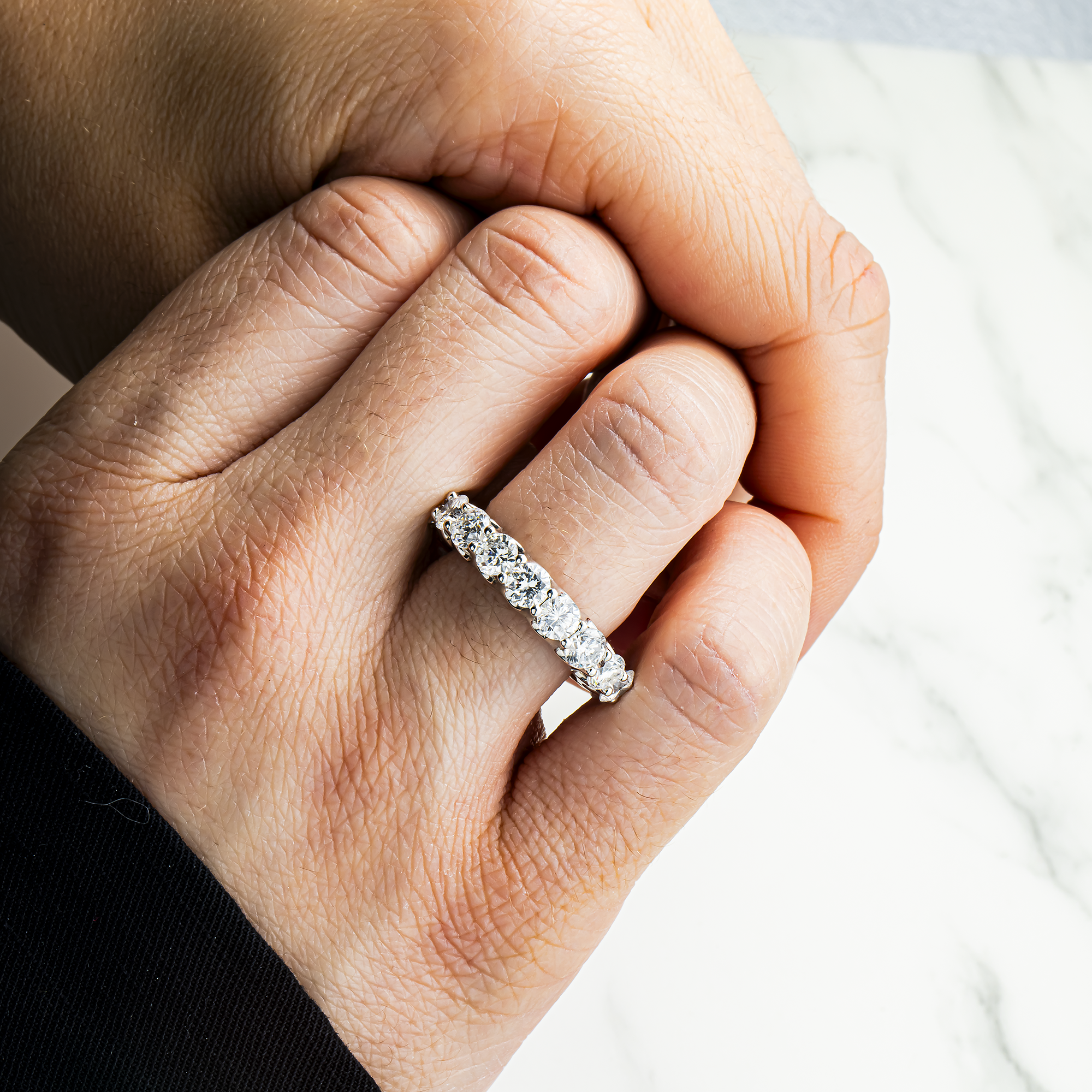 14K White Gold Round Diamond Eternity Ring 5.95ct (Size 8)