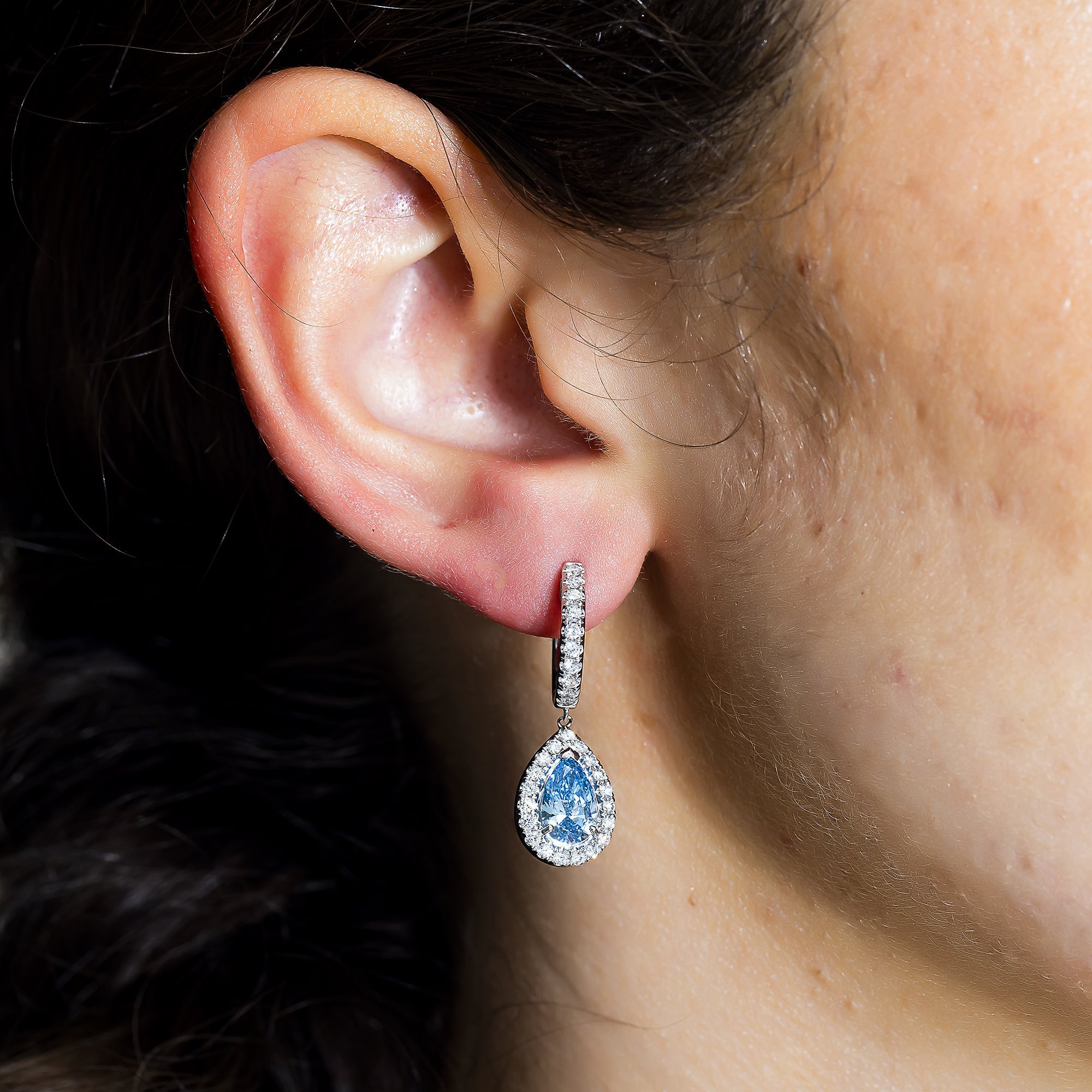 18K White Gold Pear Cut Fancy Vivid Blue Diamond Teardrop Earrings 2.95Ctw