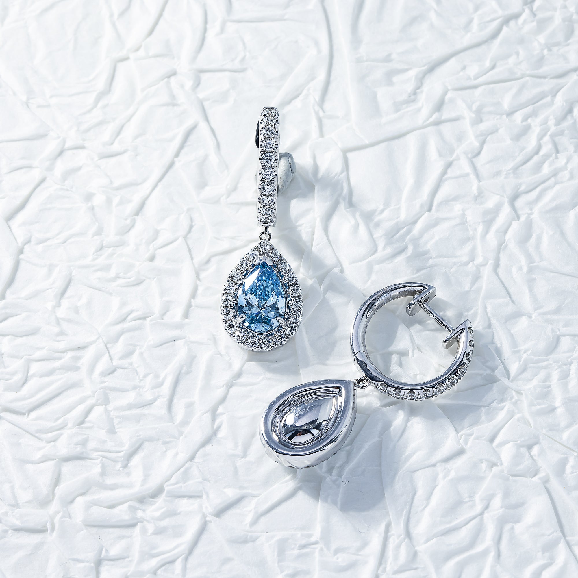 18K White Gold Pear Cut Fancy Vivid Blue Diamond Teardrop Earrings 2.95Ctw