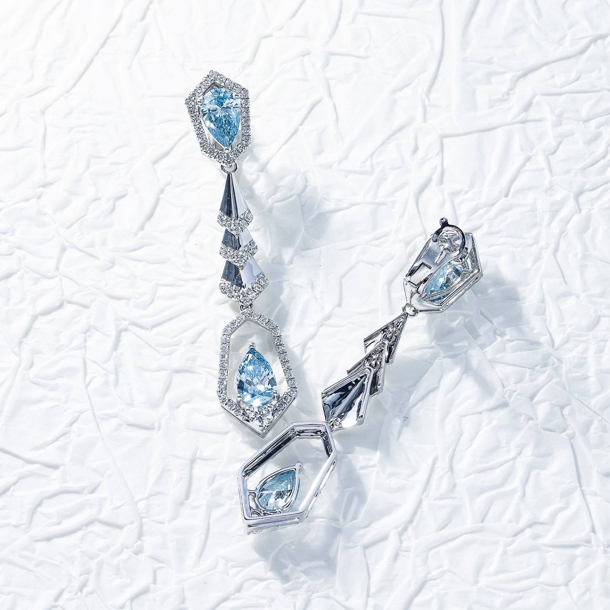 18K White Gold Pear Cut Fancy Vivid Blue Diamond Geometric Drop Earrings 5.59Ctw