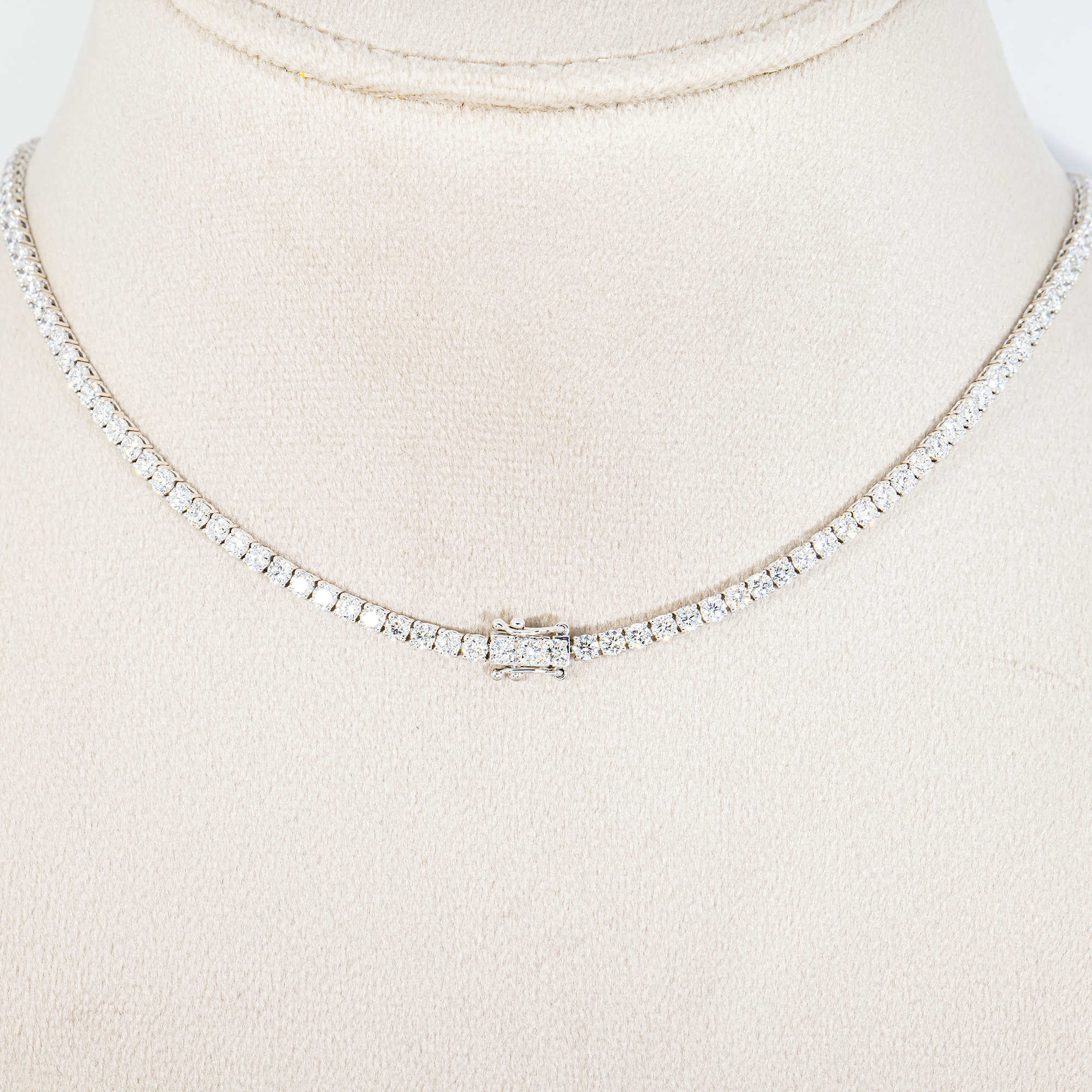 White Gold Oval Sapphire & Round Diamond Necklace 14.67ctw