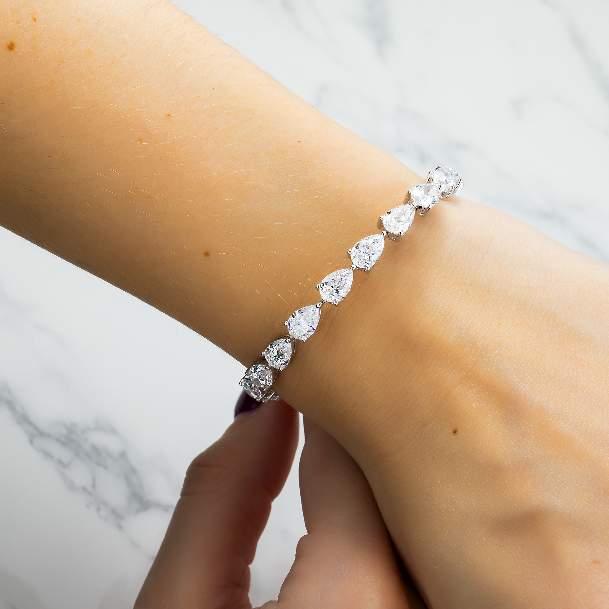 GIA 18K White Gold Pear Diamond Tennis Bracelet 14.79ct