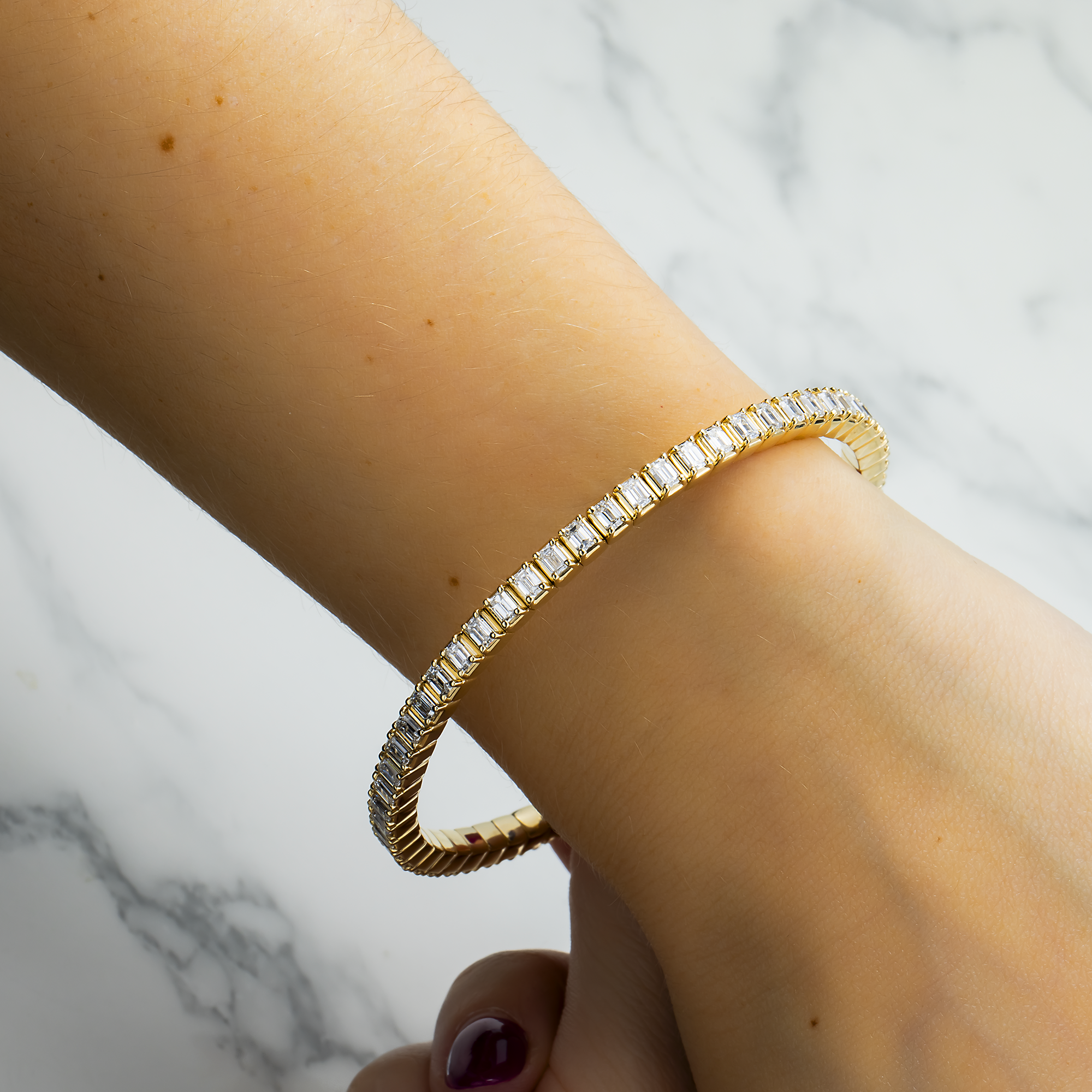 14K Yellow Gold Emerald Diamond Stretch Tennis Bracelet 4.87ct