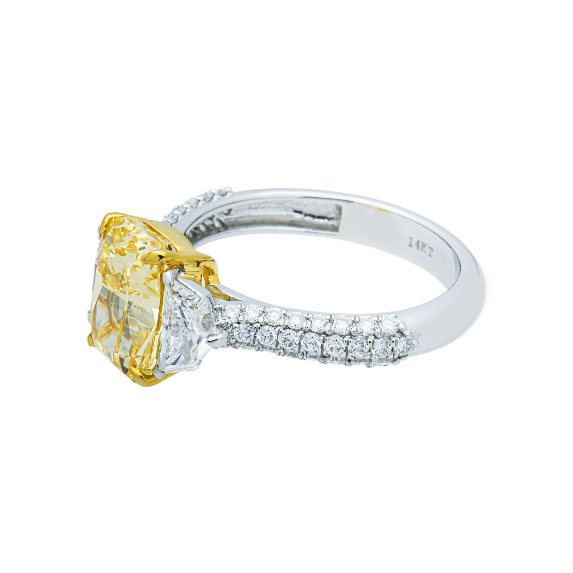 14K White Gold 3.04ct Radiant Fancy Yellow & White Diamond Ring 4.15ctw