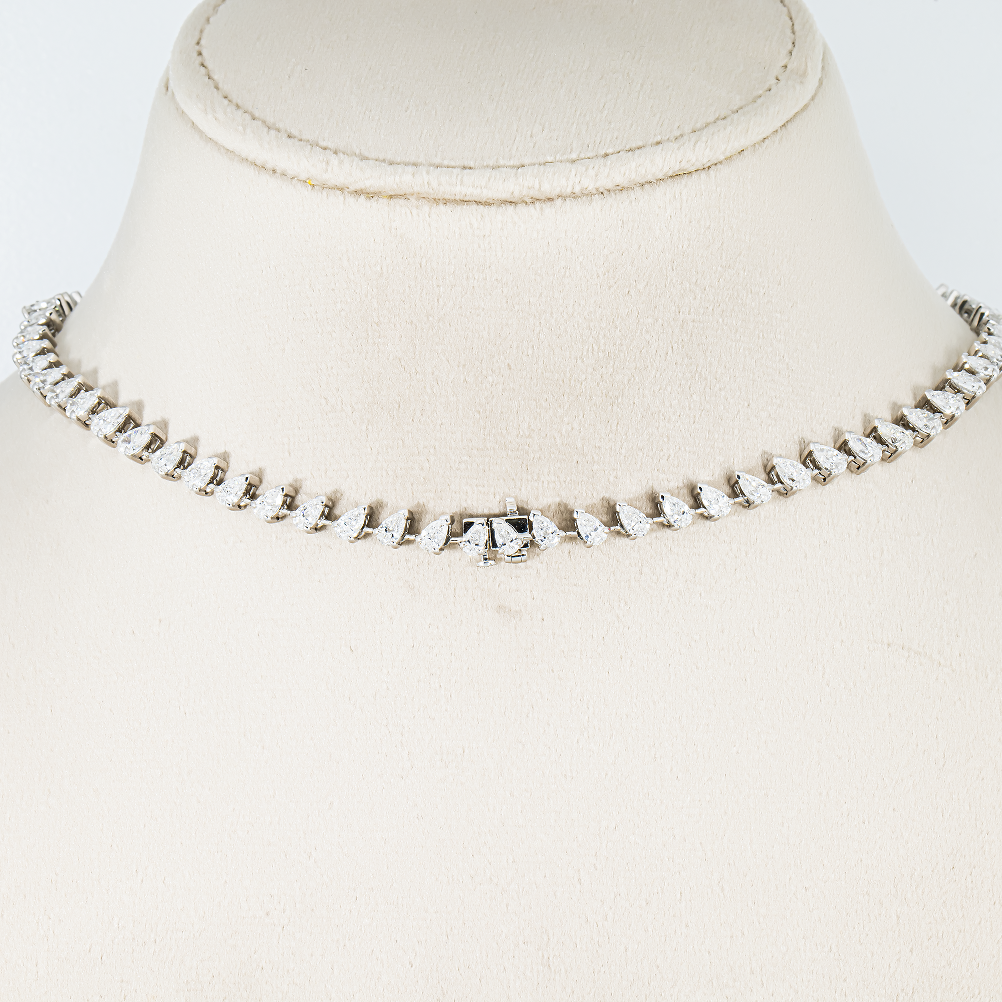 IGI 14K Fancy Vivid Yellow Pear Diamond Satellite Necklace 22.66ctw