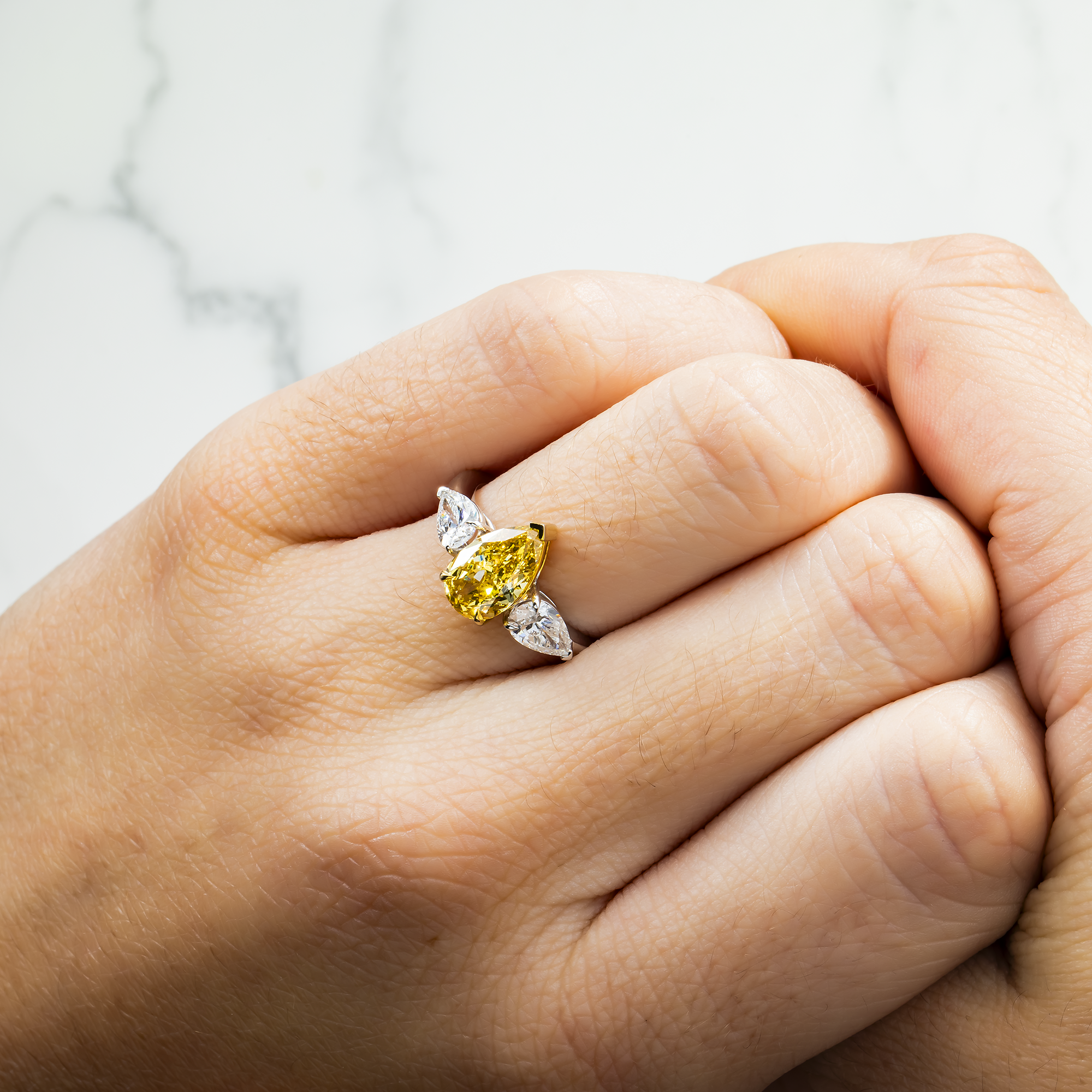 14K White Gold 1.82ct Pear Fancy Yellow & White Diamond Ring 2.69ctw