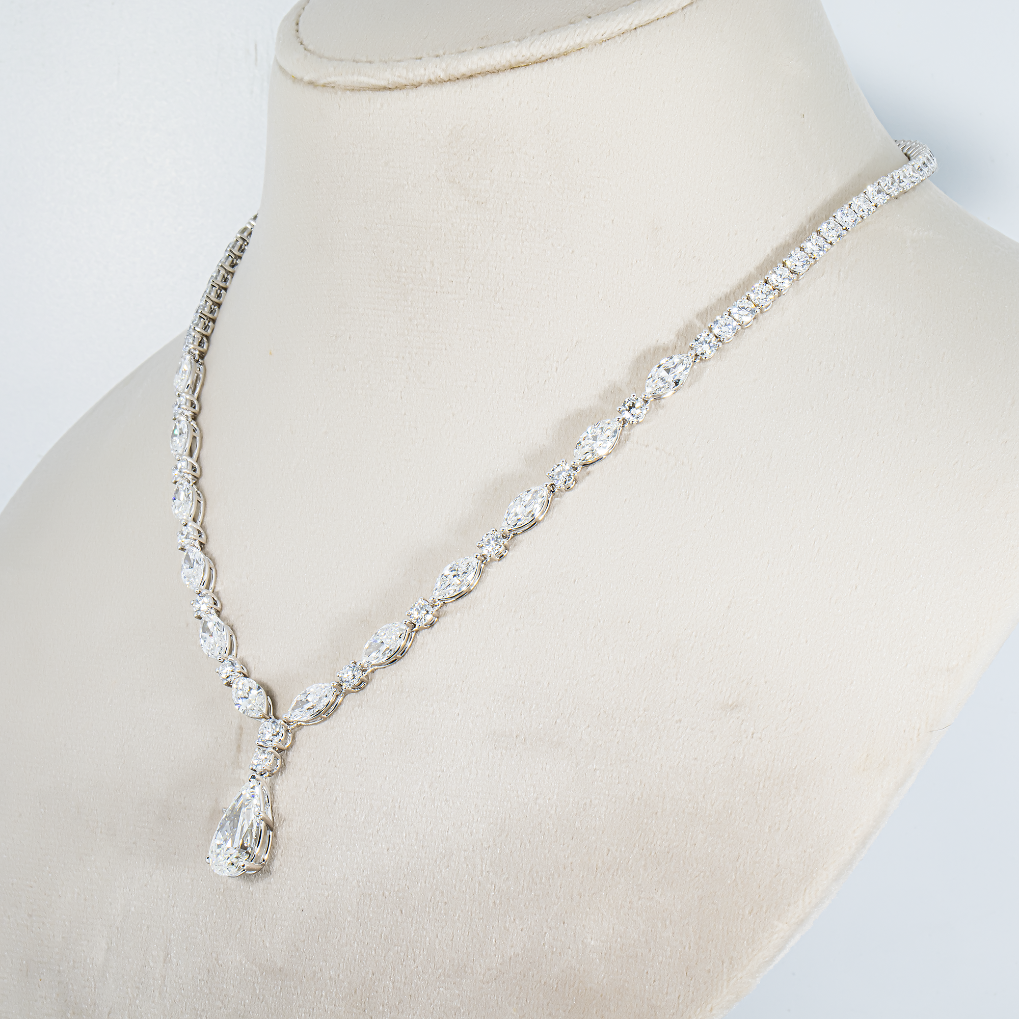 IGI 18K White Gold Multi Shape Diamond Drop Necklace 28.52ct