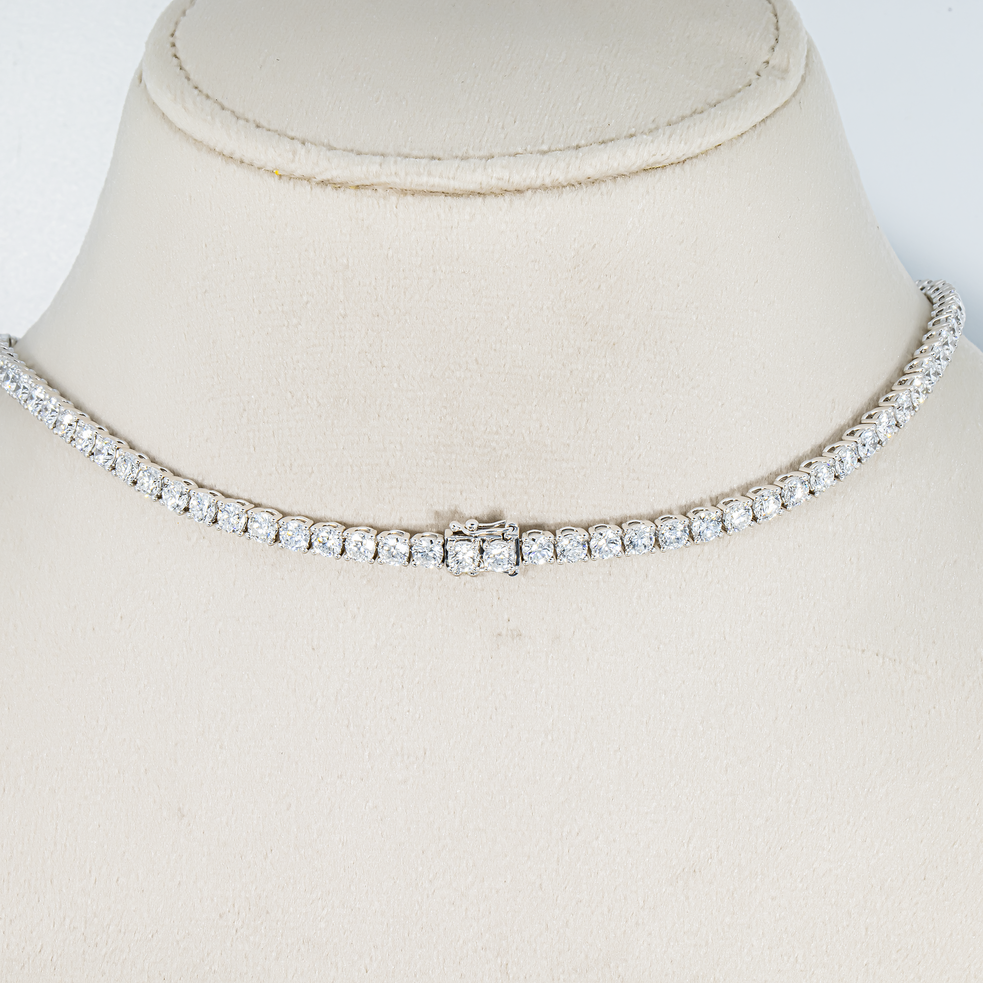 IGI 18K White Gold Multi Shape Diamond Drop Necklace 28.52ct