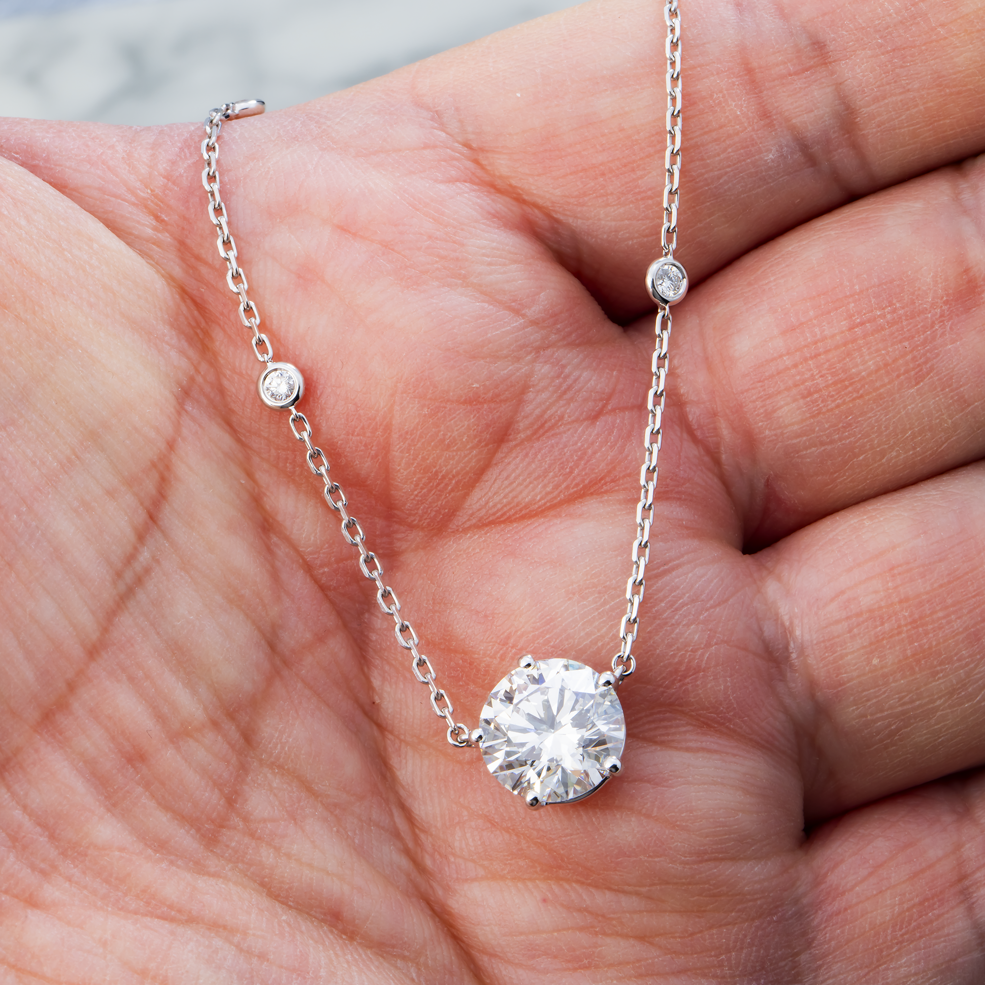 IGI 18K White Gold Solitaire Round Diamond Necklace 4.30ct