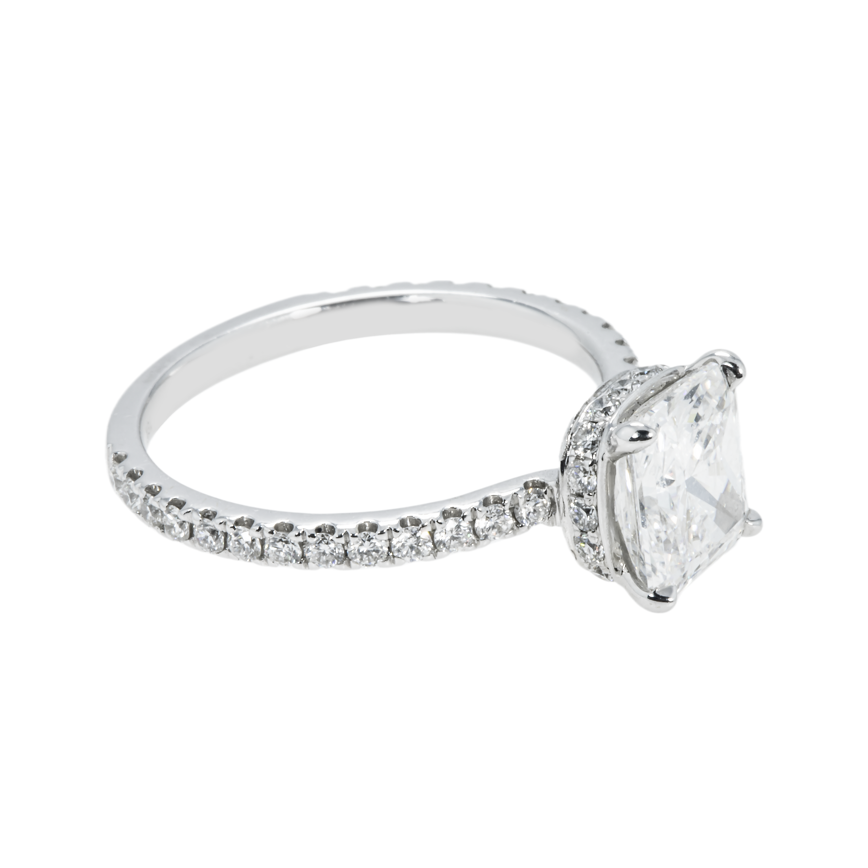 Gia 18K White Gold 2.08Ct Cushion Cut Diamond Engagement Ring 2.62Ctw Bridal