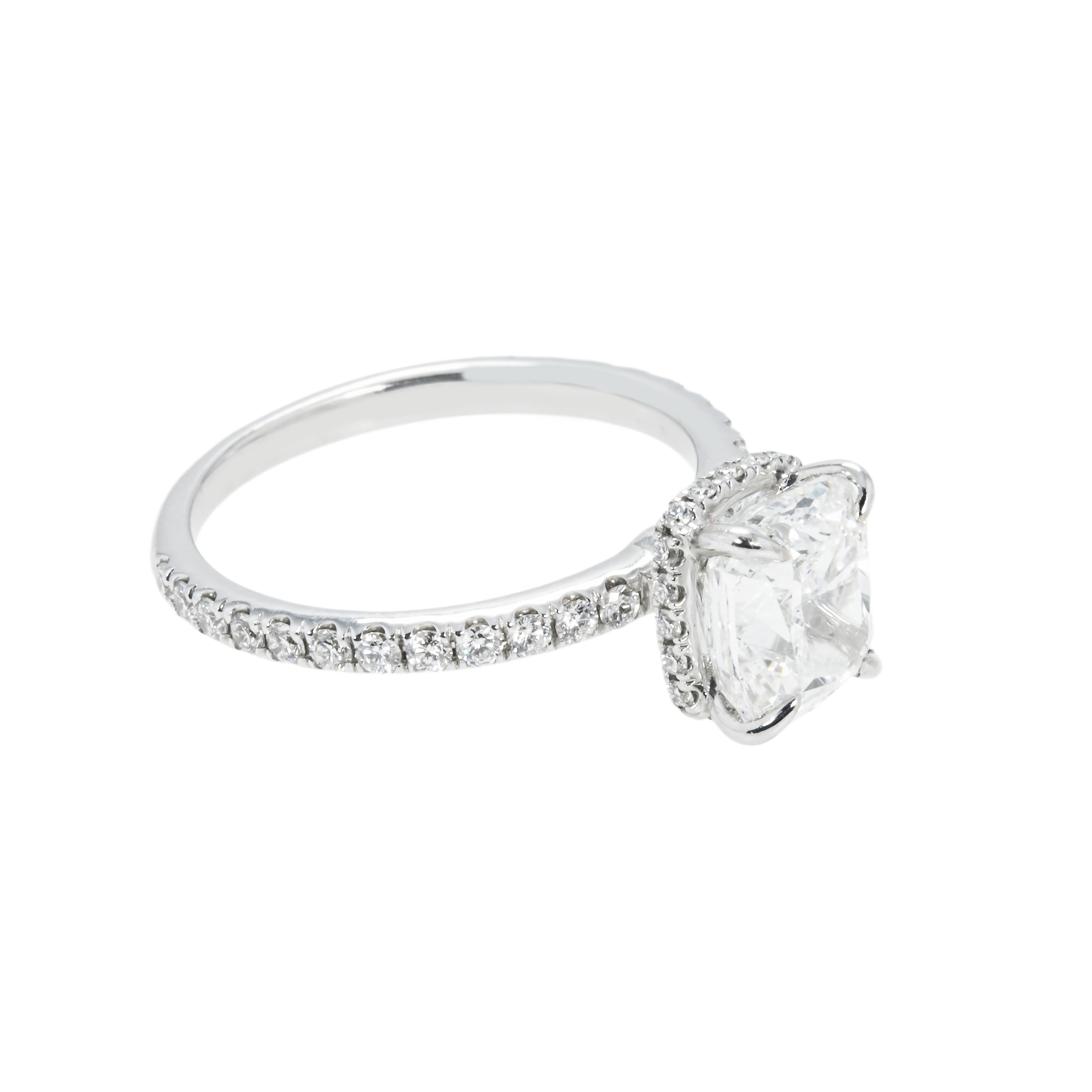 Gia 18K White Gold 2.01Ct Cushion Cut Diamond Engagement Ring 2.43Ctw Bridal