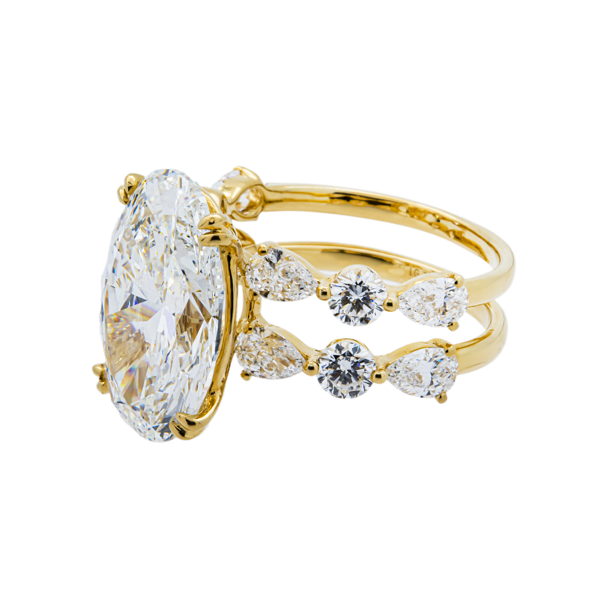 18K Yellow Gold 7.61ct Oval Diamond Engagement Ring 9.67ctw