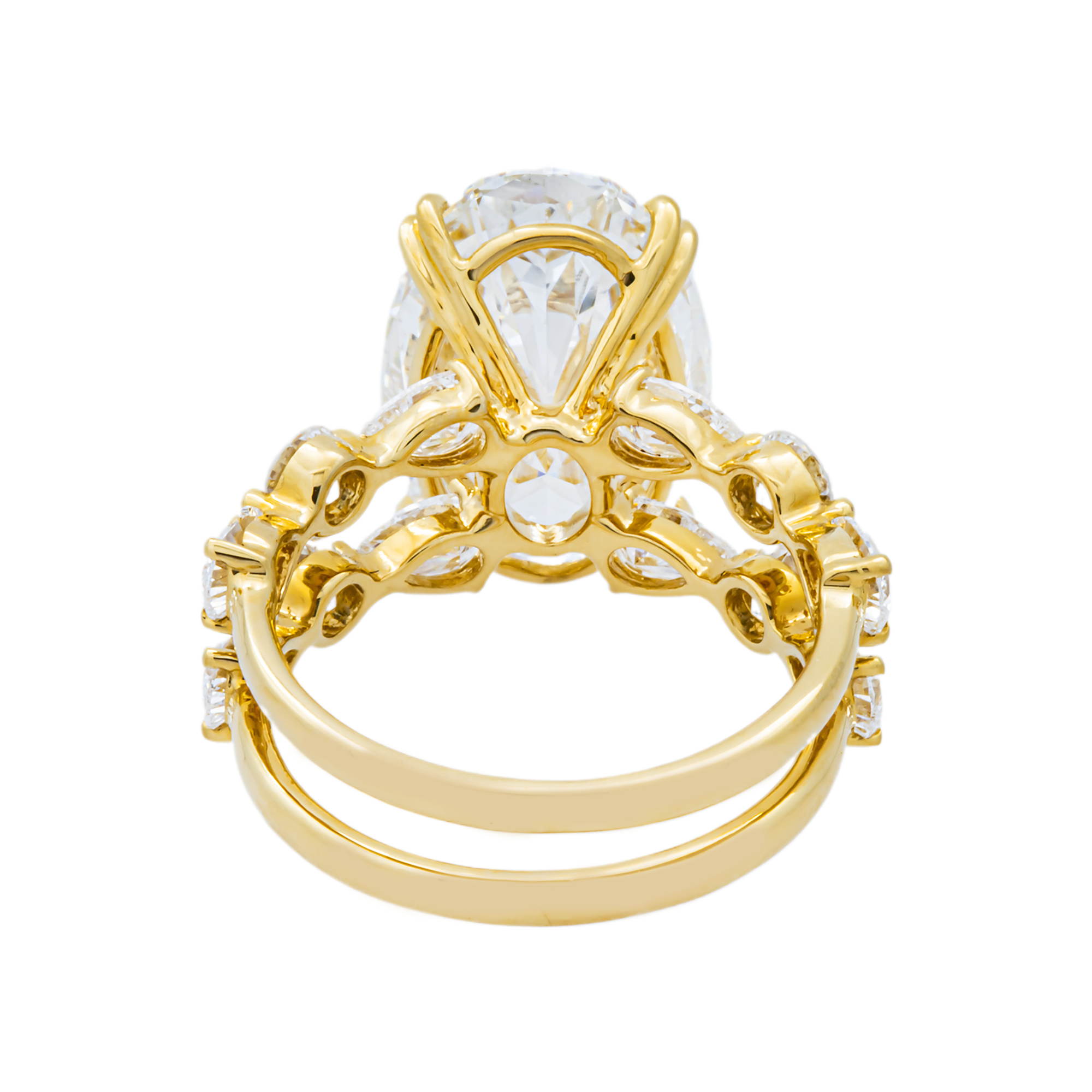 18K Yellow Gold 7.61ct Oval Diamond Engagement Ring 9.67ctw