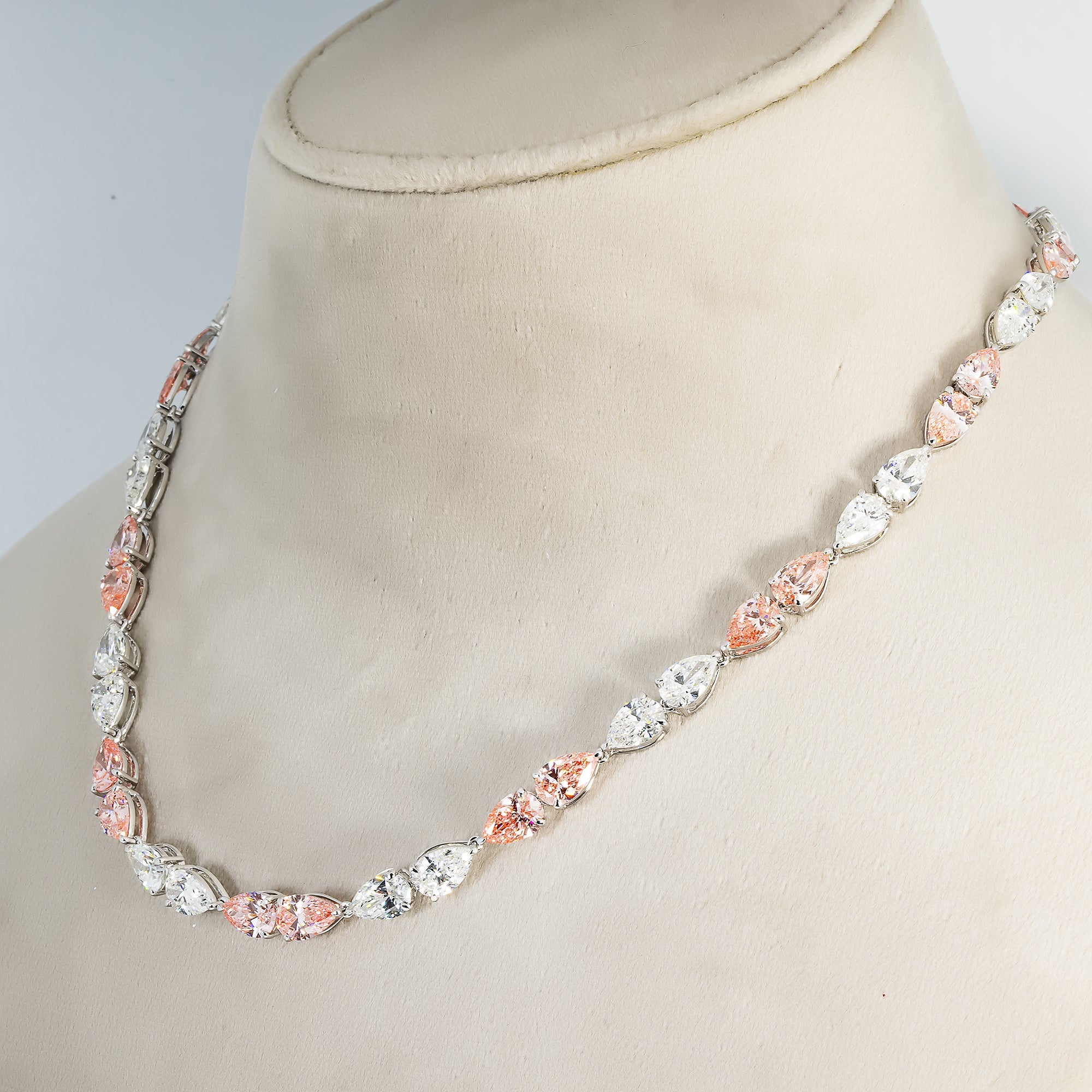 18K White Gold Pear Cut & Fancy Pink Diamond Necklace 36.46Ct Necklace