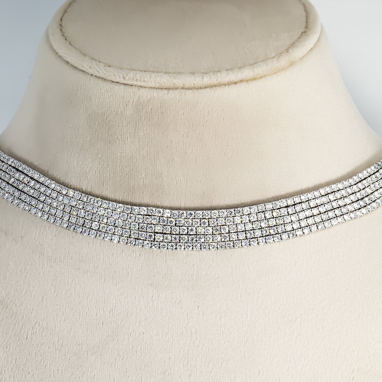 18K White Gold Five Layer Round Diamond Necklace W/ Unique Clasp 35.49ct