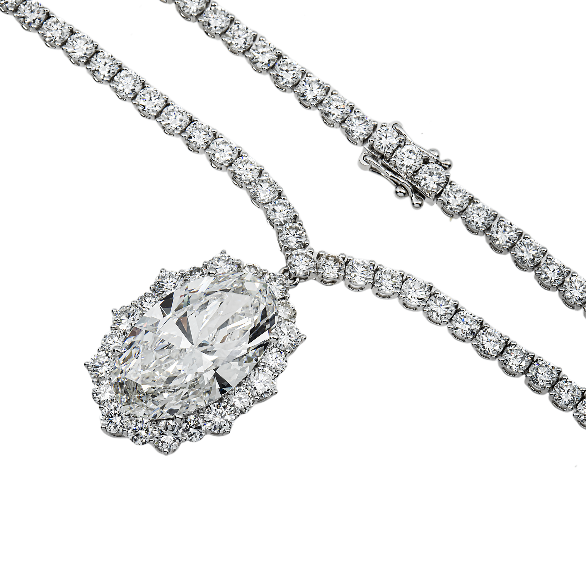IGI 18K White Gold Oval Cut Diamond Necklace 19.8ct