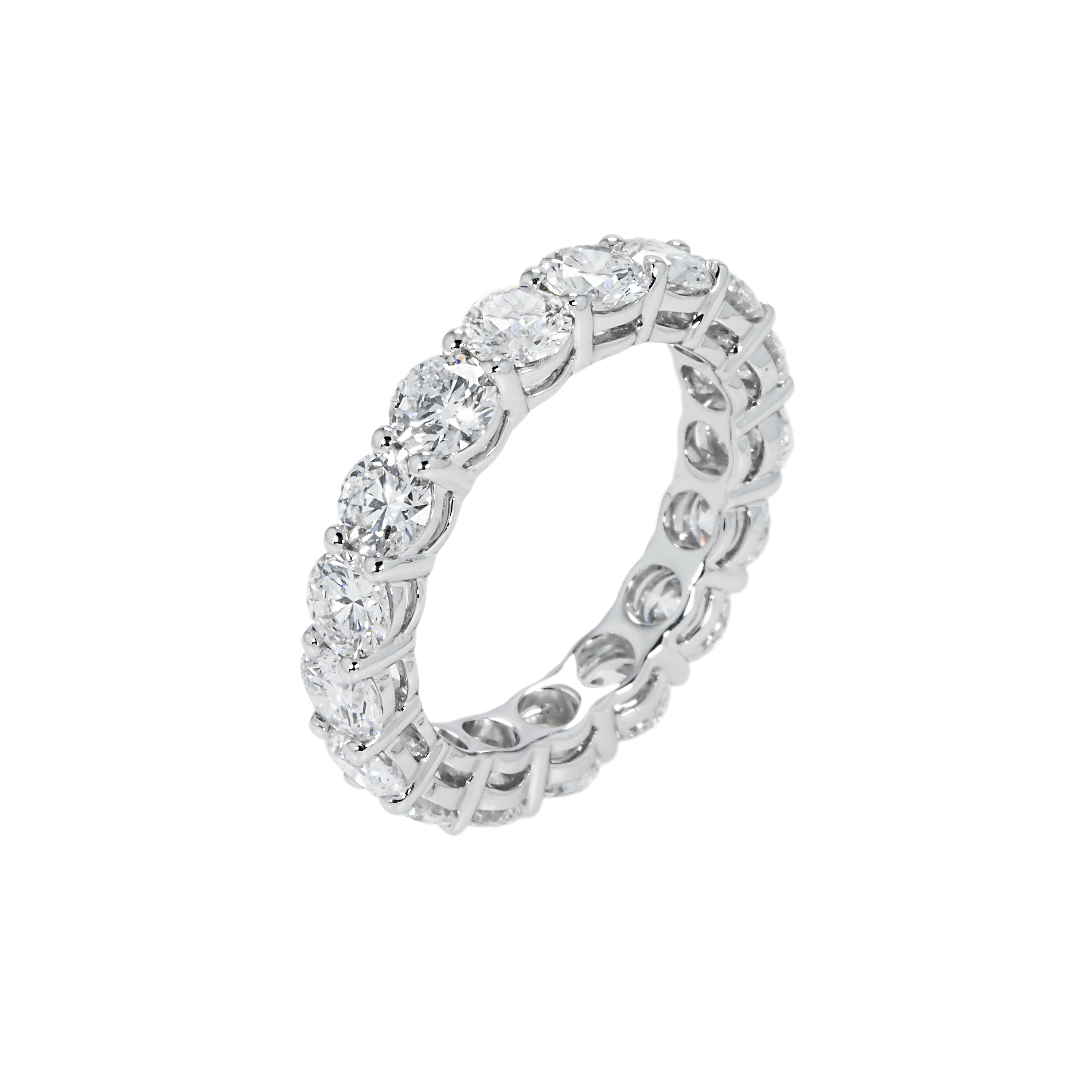 18K White Gold Round Diamond Eternity Ring 4.24Ct (Size 6-8) Rings