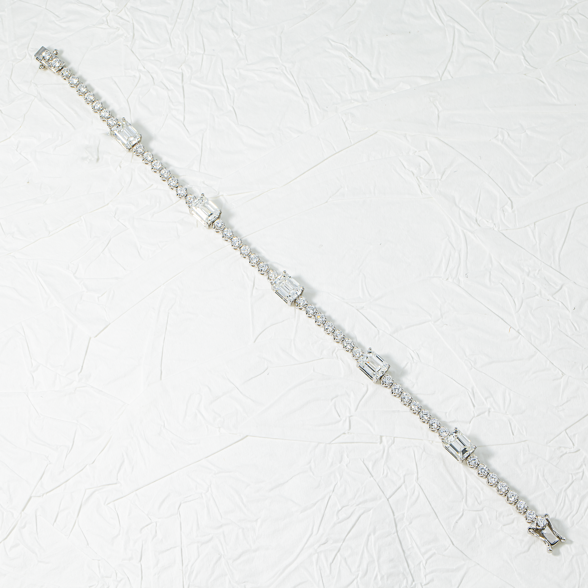 White Gold Emerald & Round Diamond Tennis Bracelet 6.81ct
