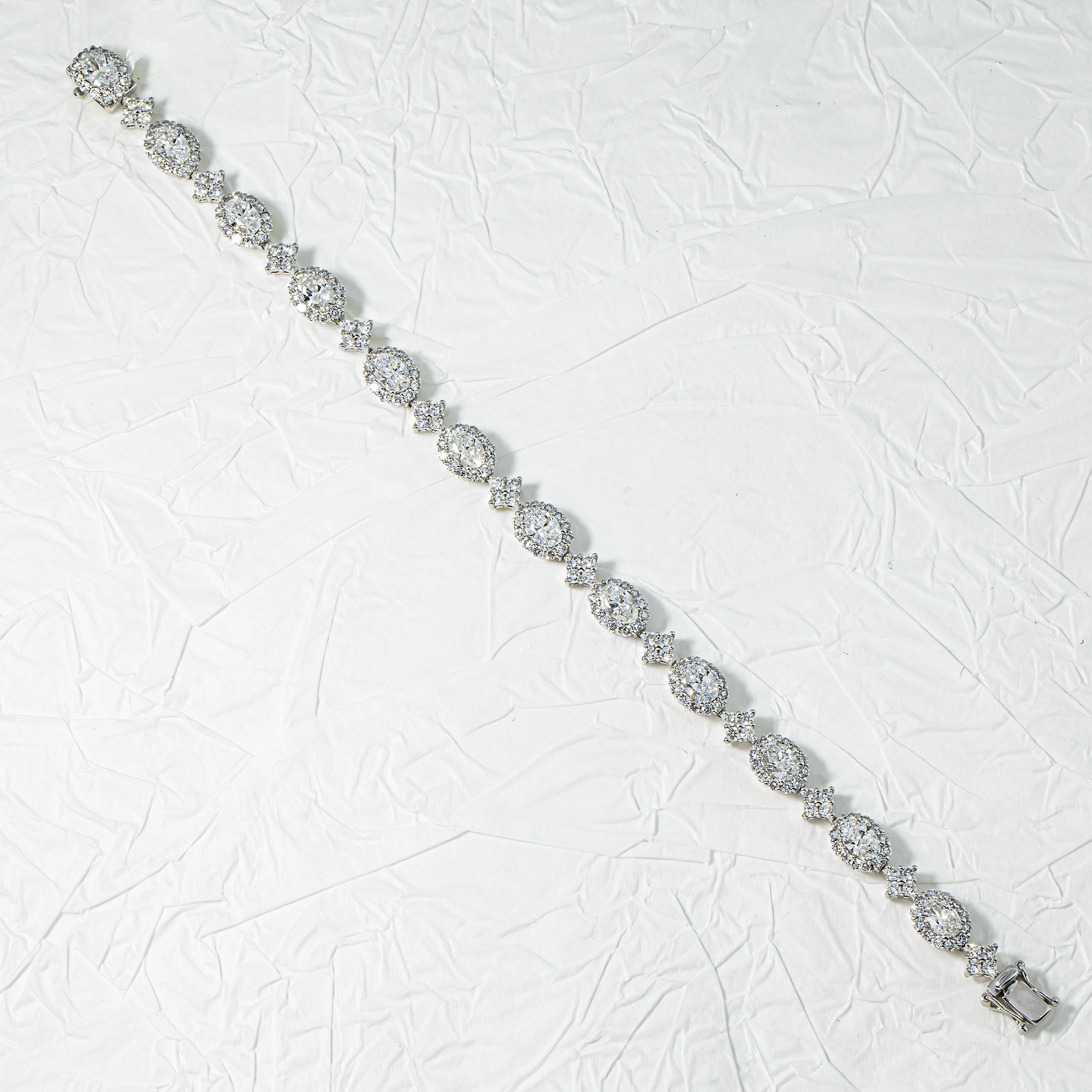 White Gold Oval & Round Diamond Bracelet 7.12ct