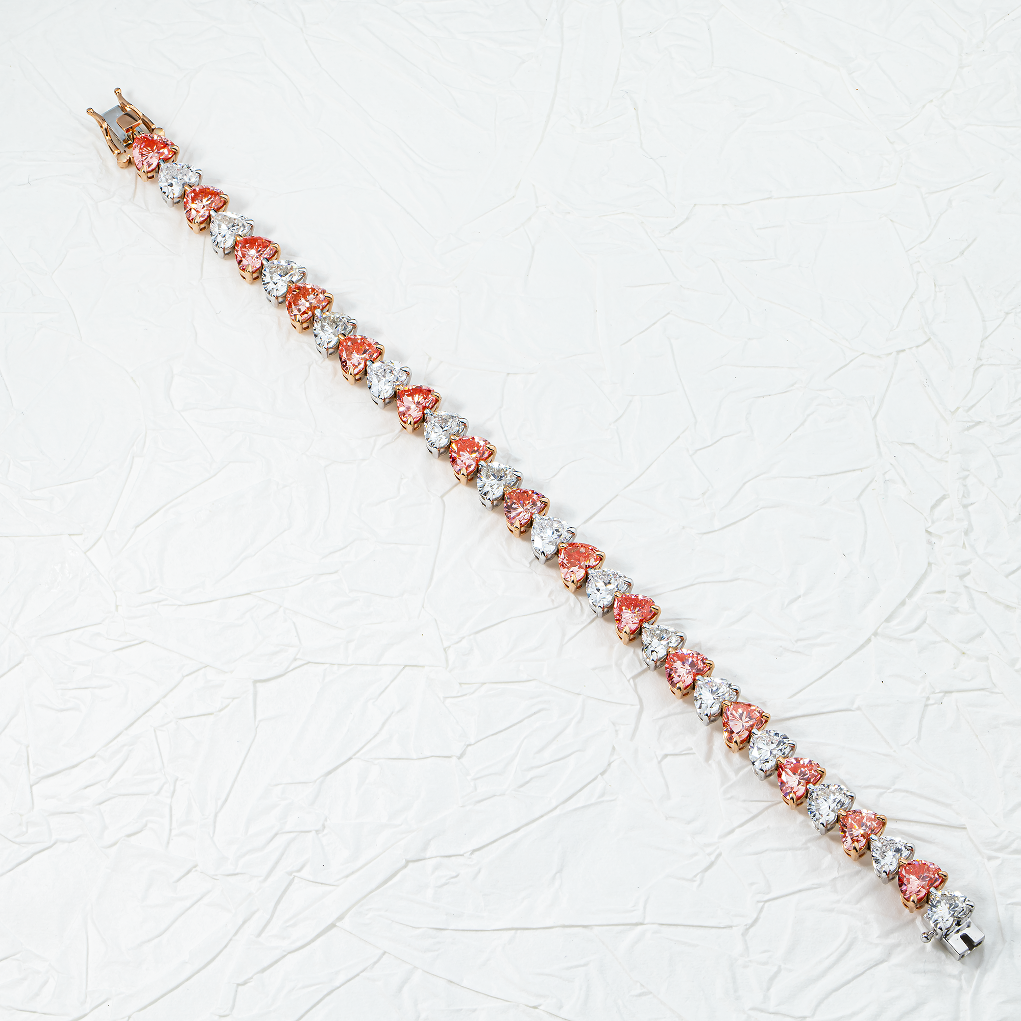 14K Two Tone Fancy Pink & White Heart Diamond Bracelet 22.42ct