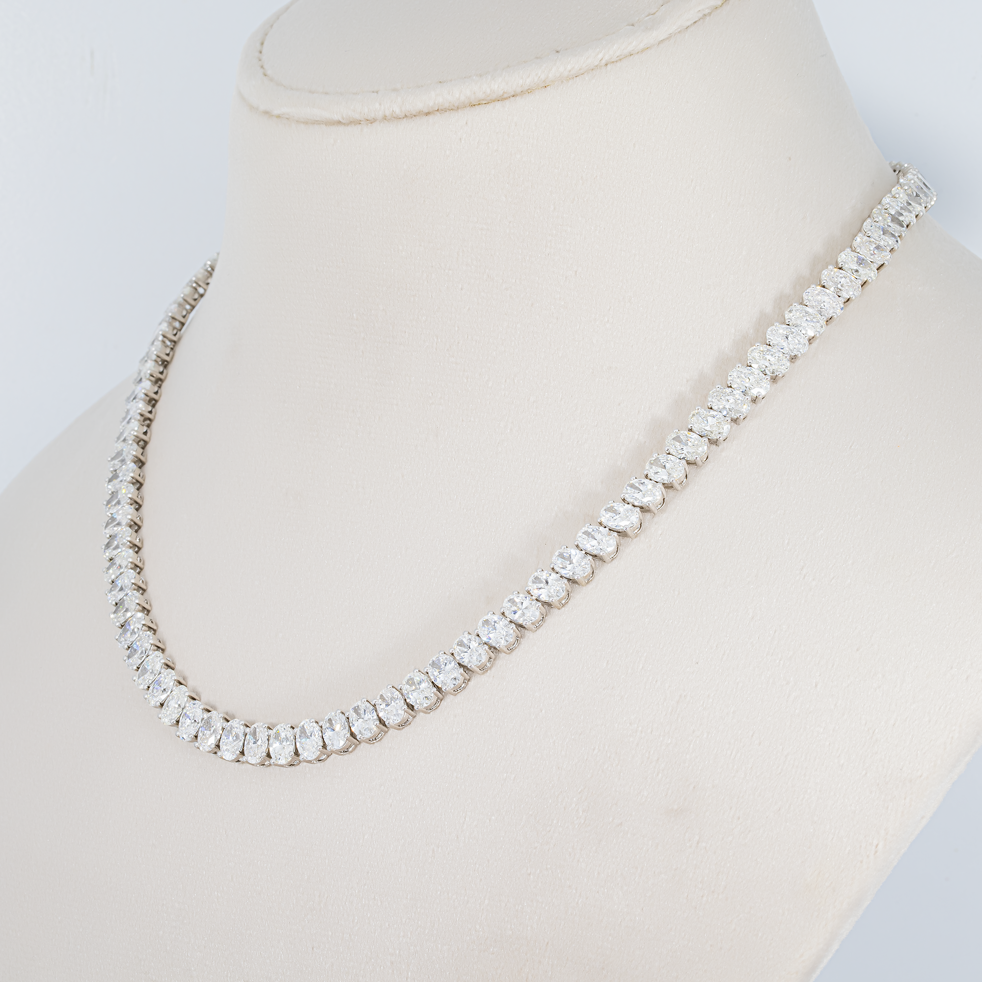 14K White Gold Oval Diamond Tennis Chain 38.0ct