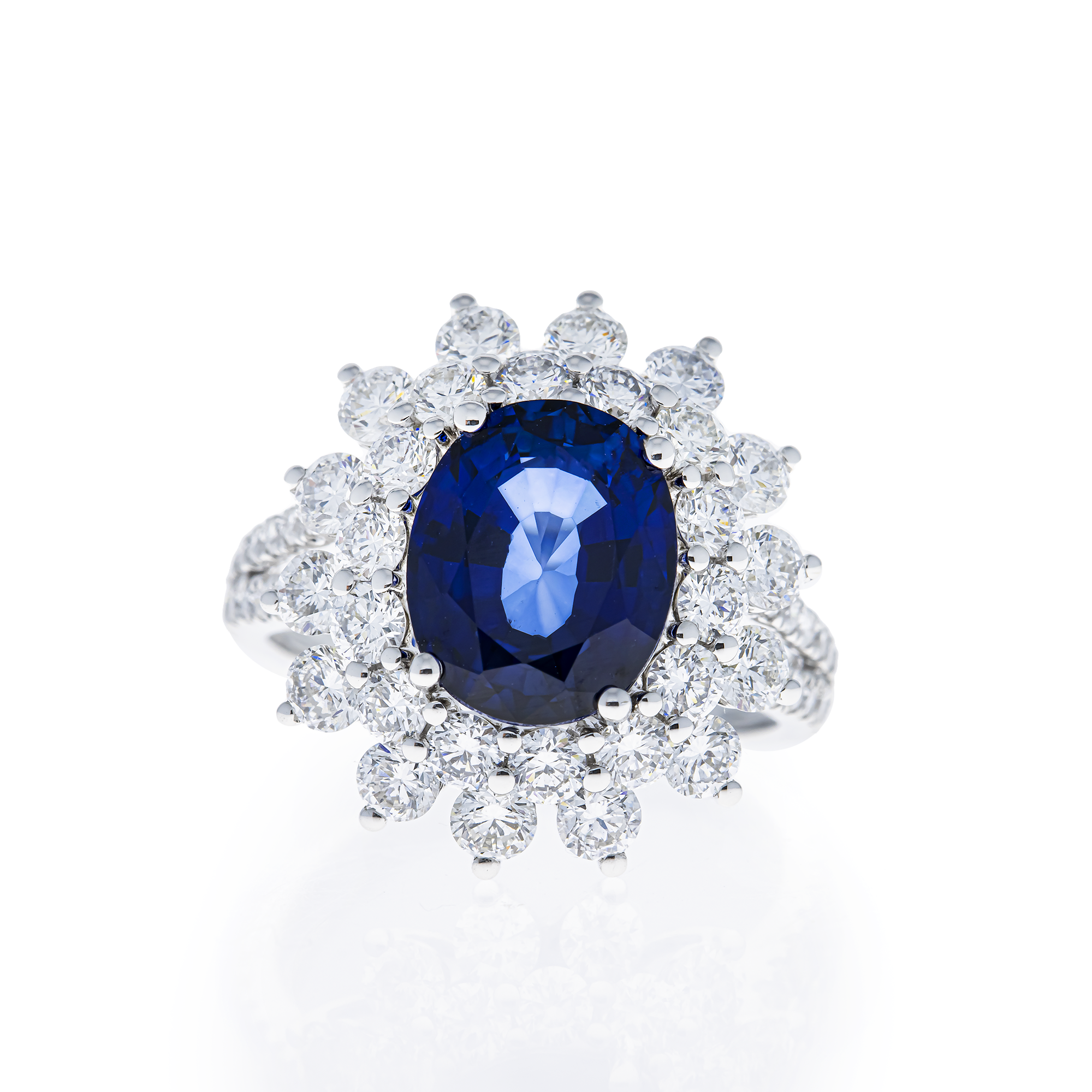 White Gold Oval Sapphire & Round Diamond Ring 5.66ct