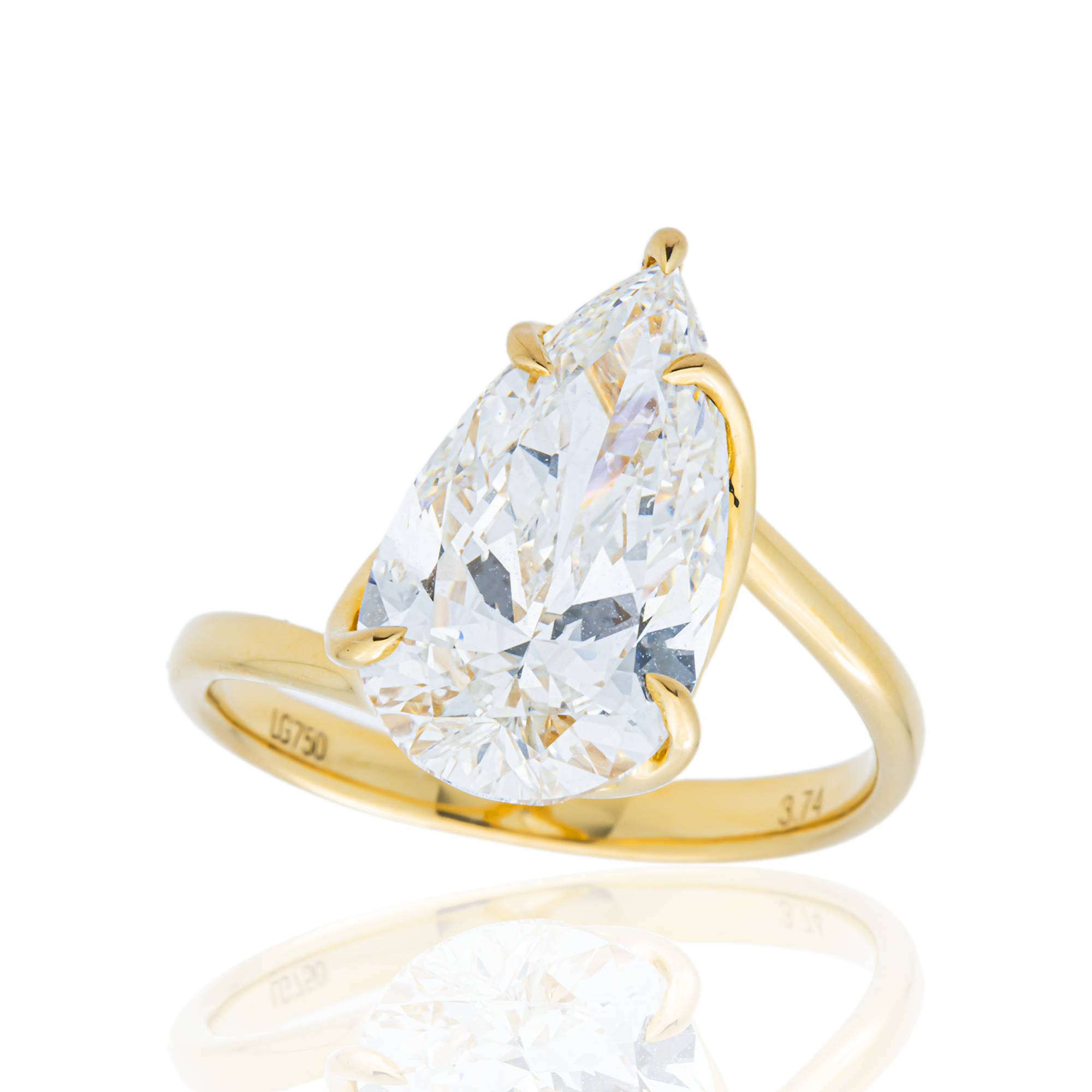18K Yellow Gold Pear Diamond Solitaire Ring 3.74ct