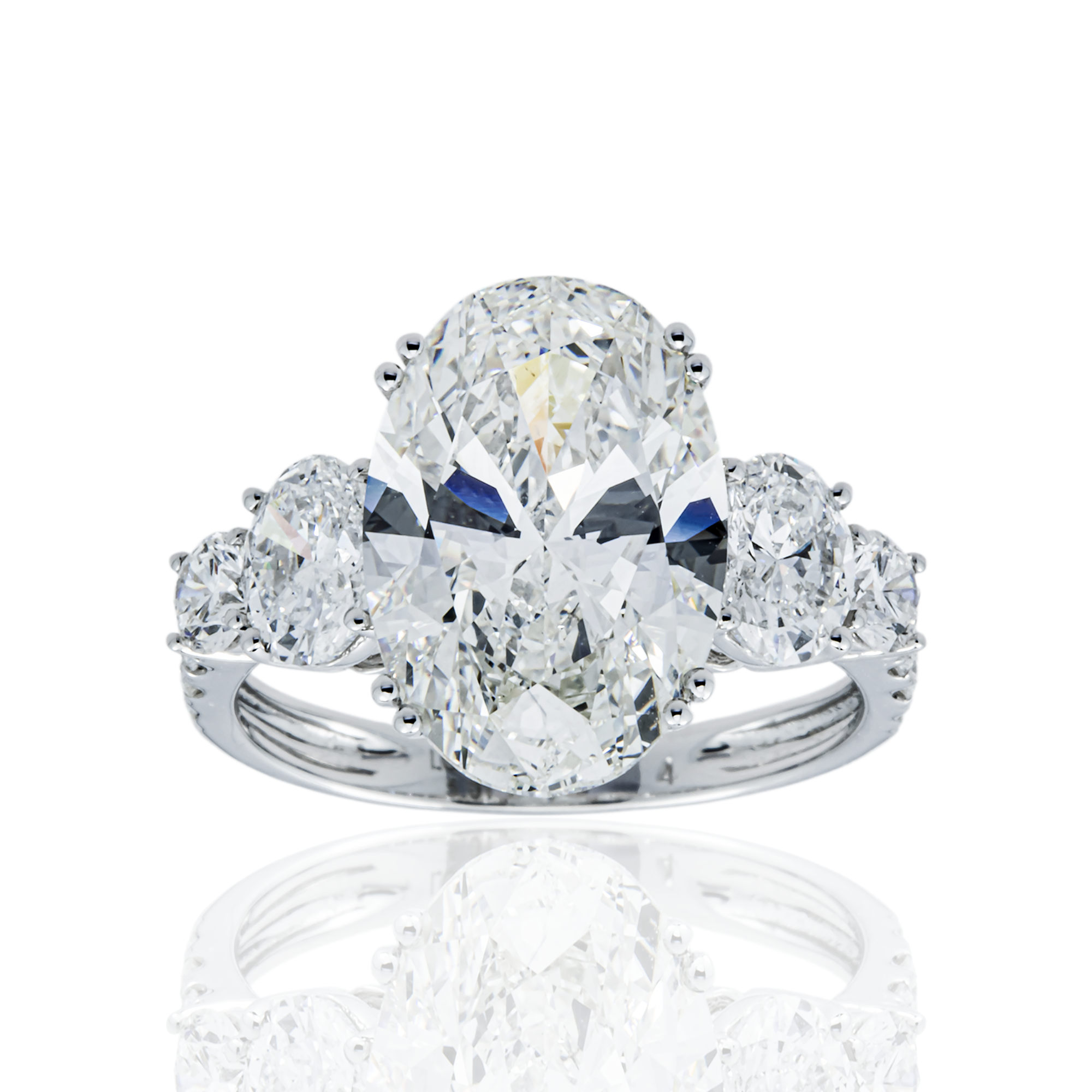 18K White Gold 5.01ct Oval Diamond Engagement Ring 6.52ctw