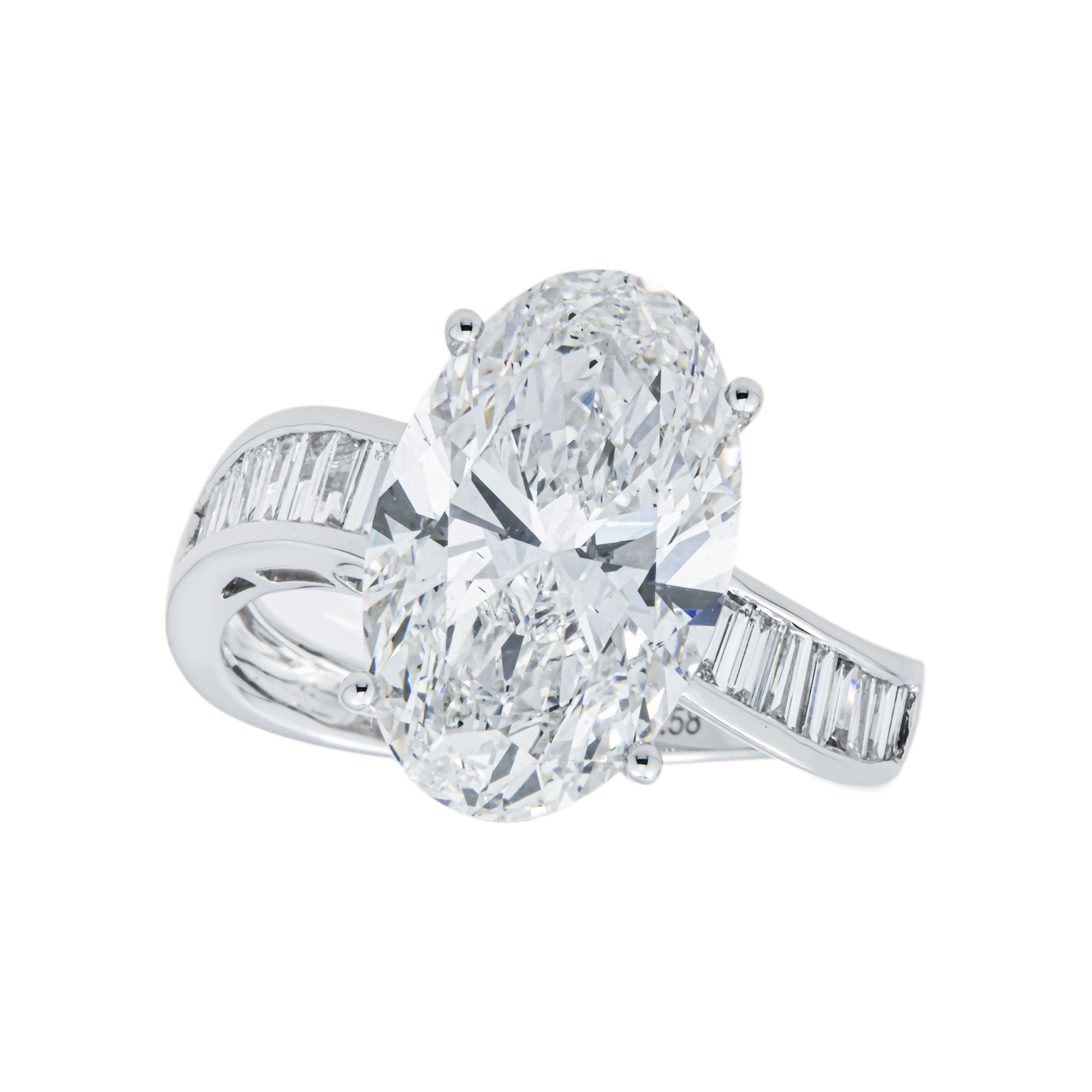 18K White Gold 5.58ct Oval Diamond Engagement Ring 6.05ctw