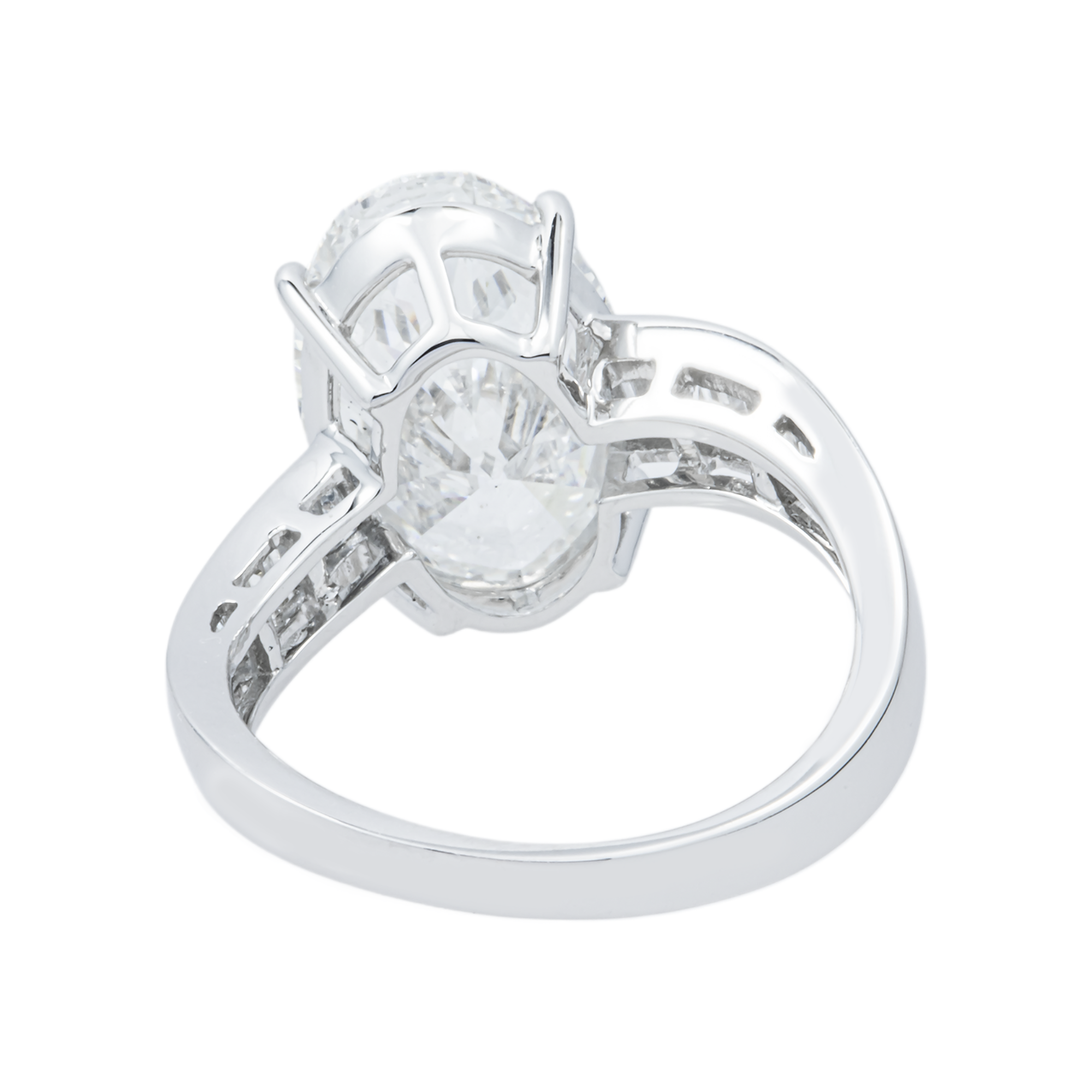 18K White Gold 5.58ct Oval Diamond Engagement Ring 6.05ctw