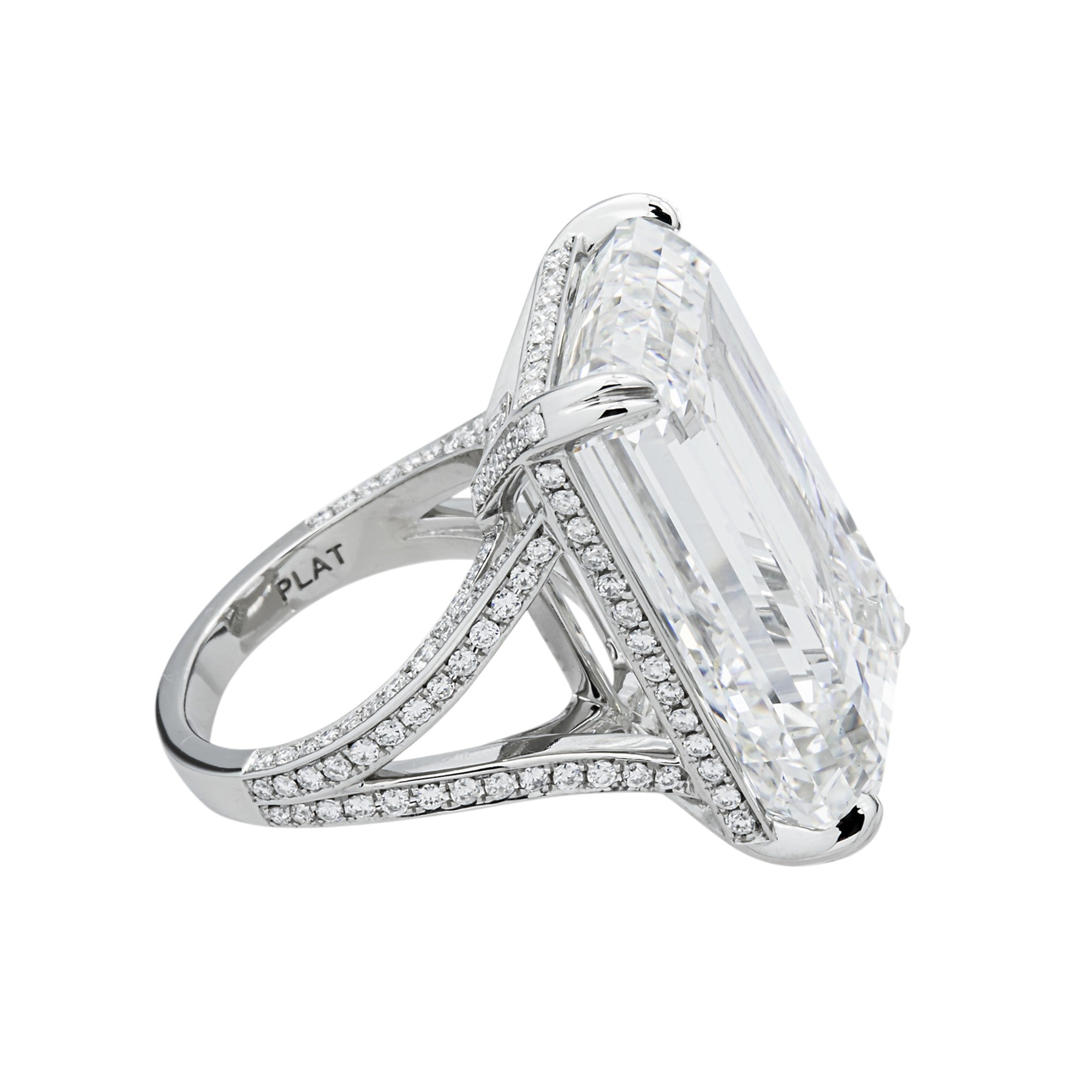 Platinum 42.99ct Emerald Diamond Engagement Ring 44.43ctw