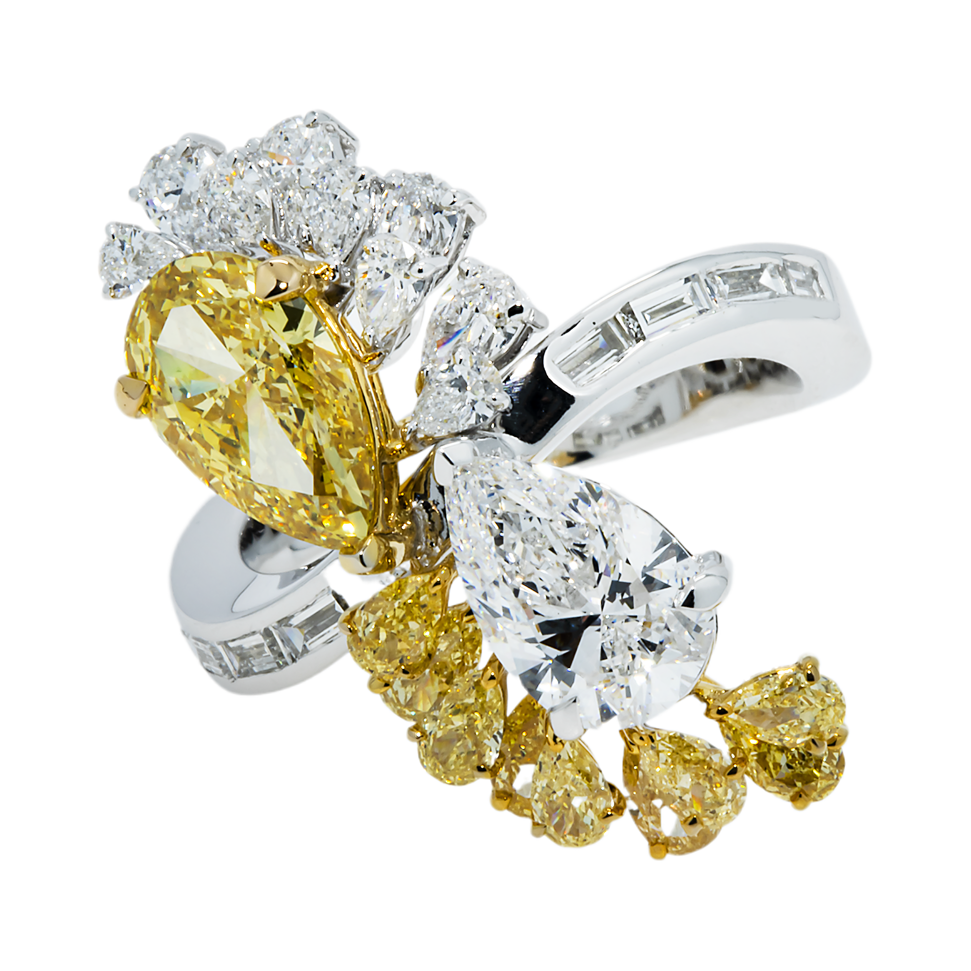 14K White Gold Pear Cut White & Fancy Yellow Diamond Ring 4.86ct