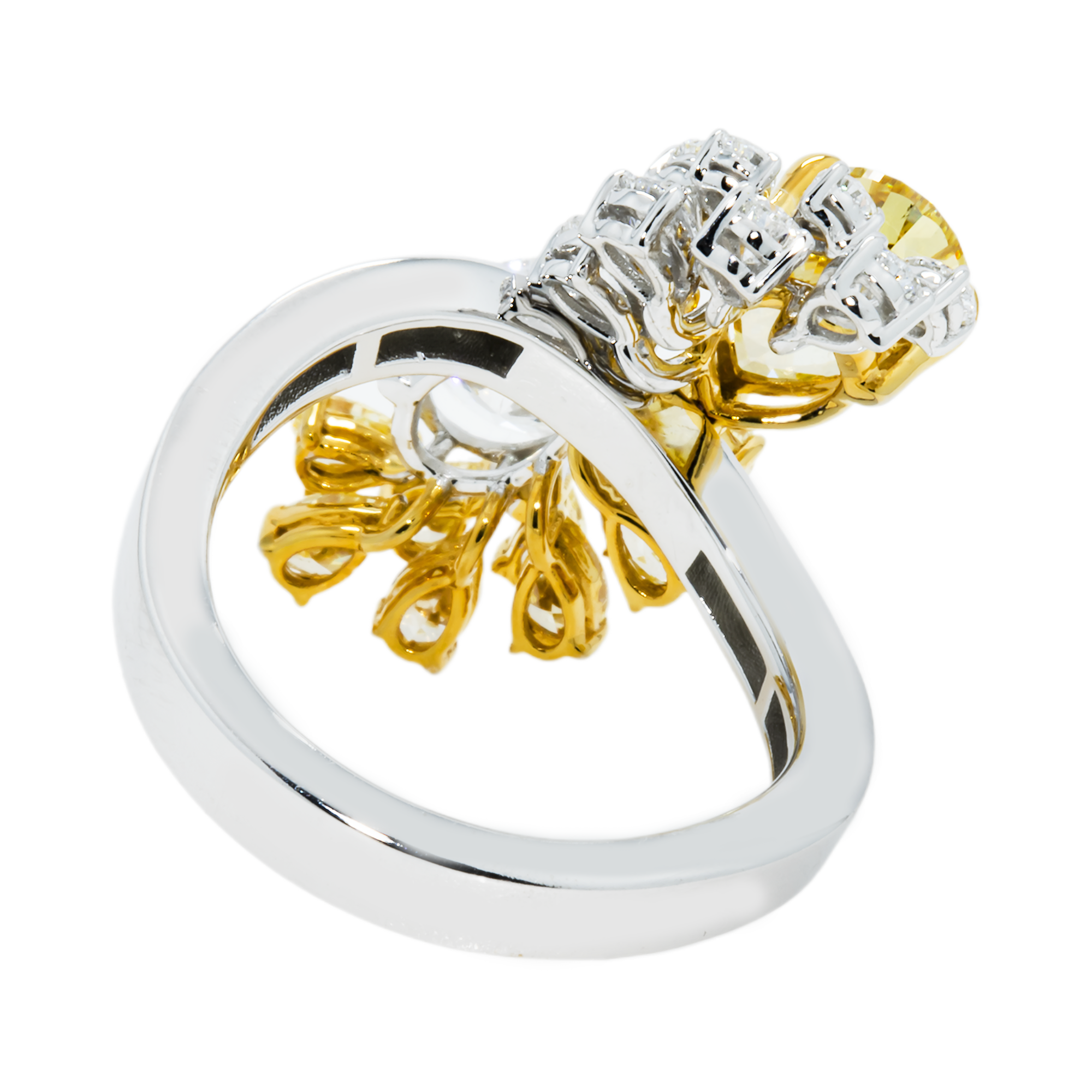 14K White Gold Pear Cut White & Fancy Yellow Diamond Ring 4.86ct