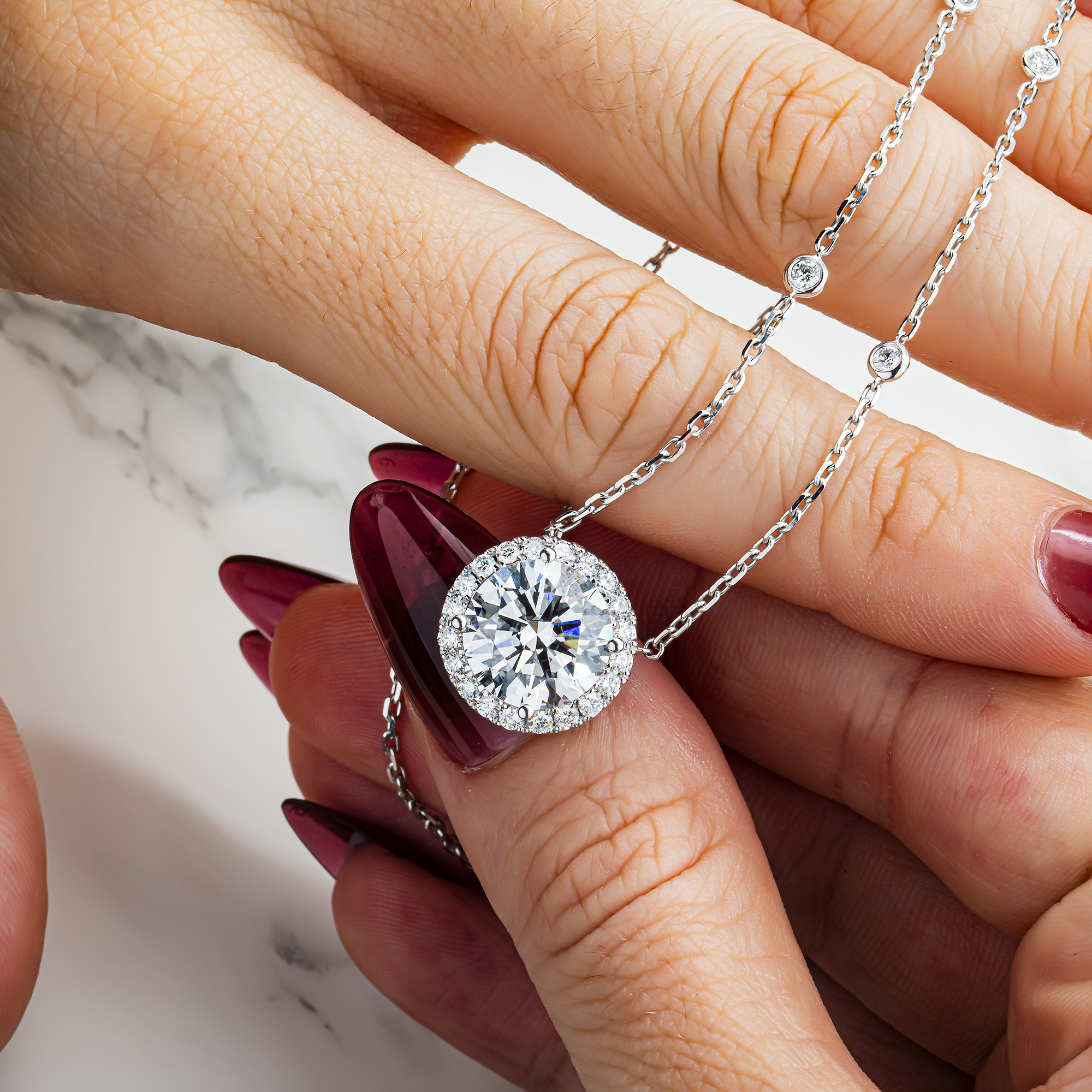 IGI 18K White Gold Round Diamond Necklace 5.78ctw