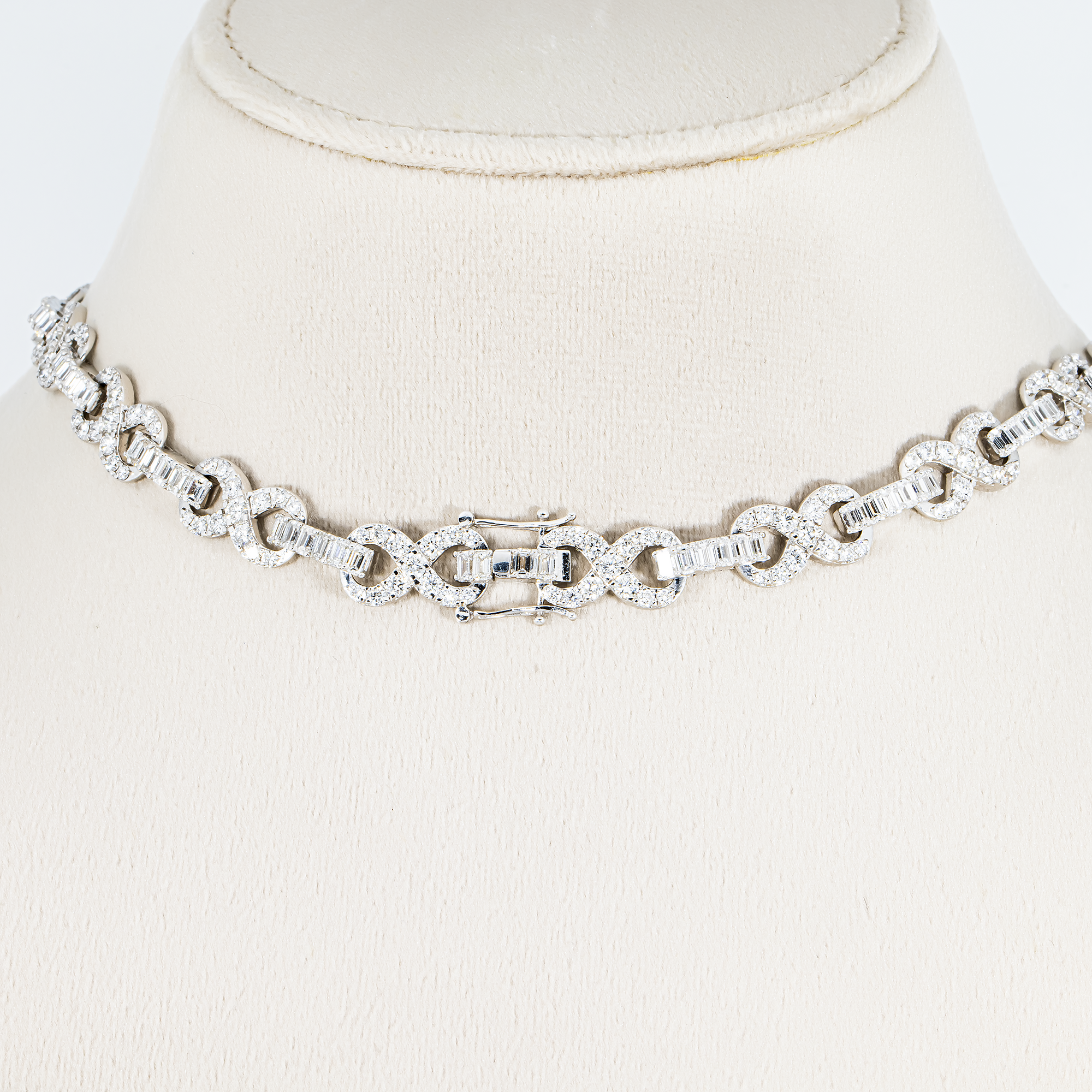 14K White Gold Round & Emerald Cut Diamond Infinity Link Necklace 29.30ct