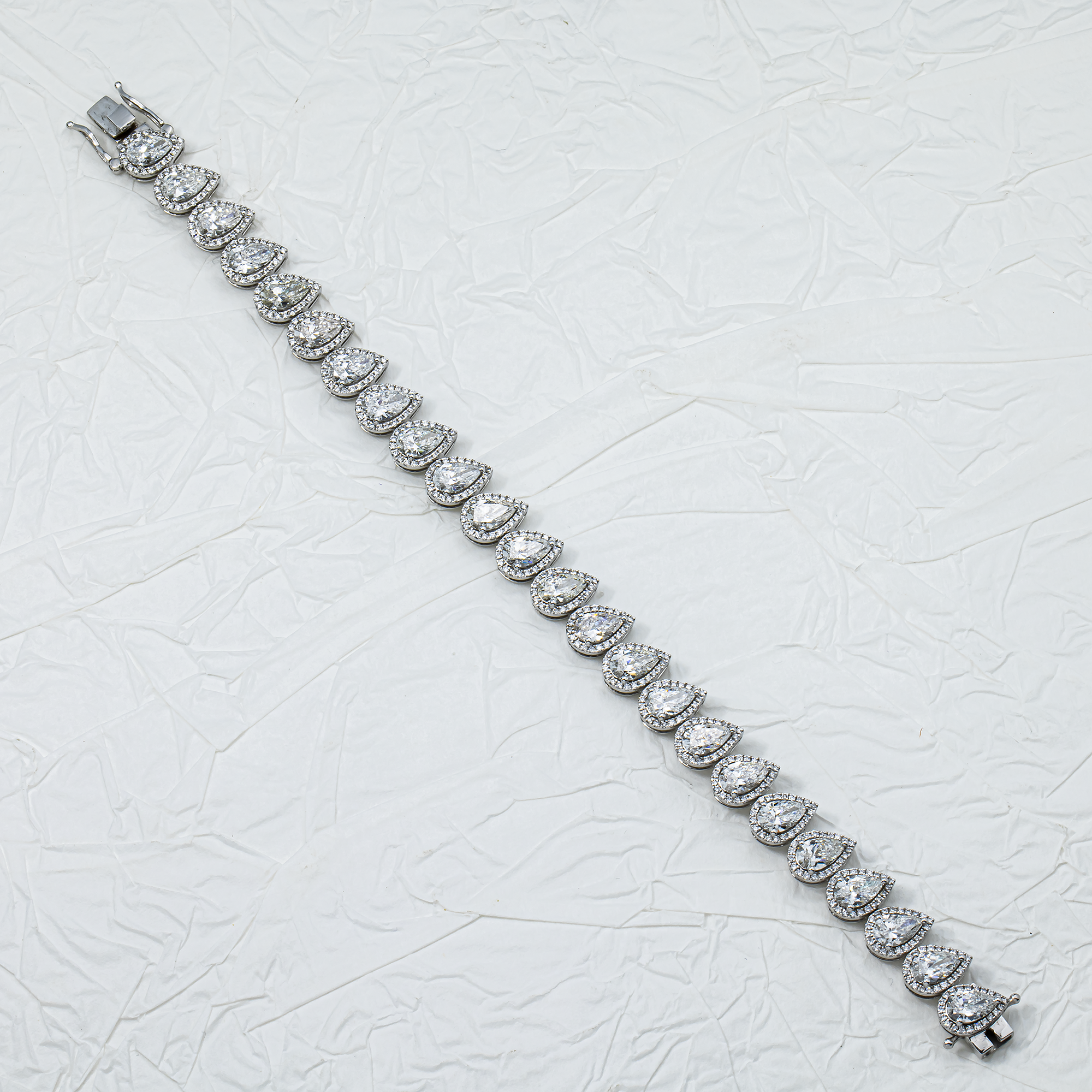 14K White Gold Pear Diamond Satellite Bracelet 15.32ct