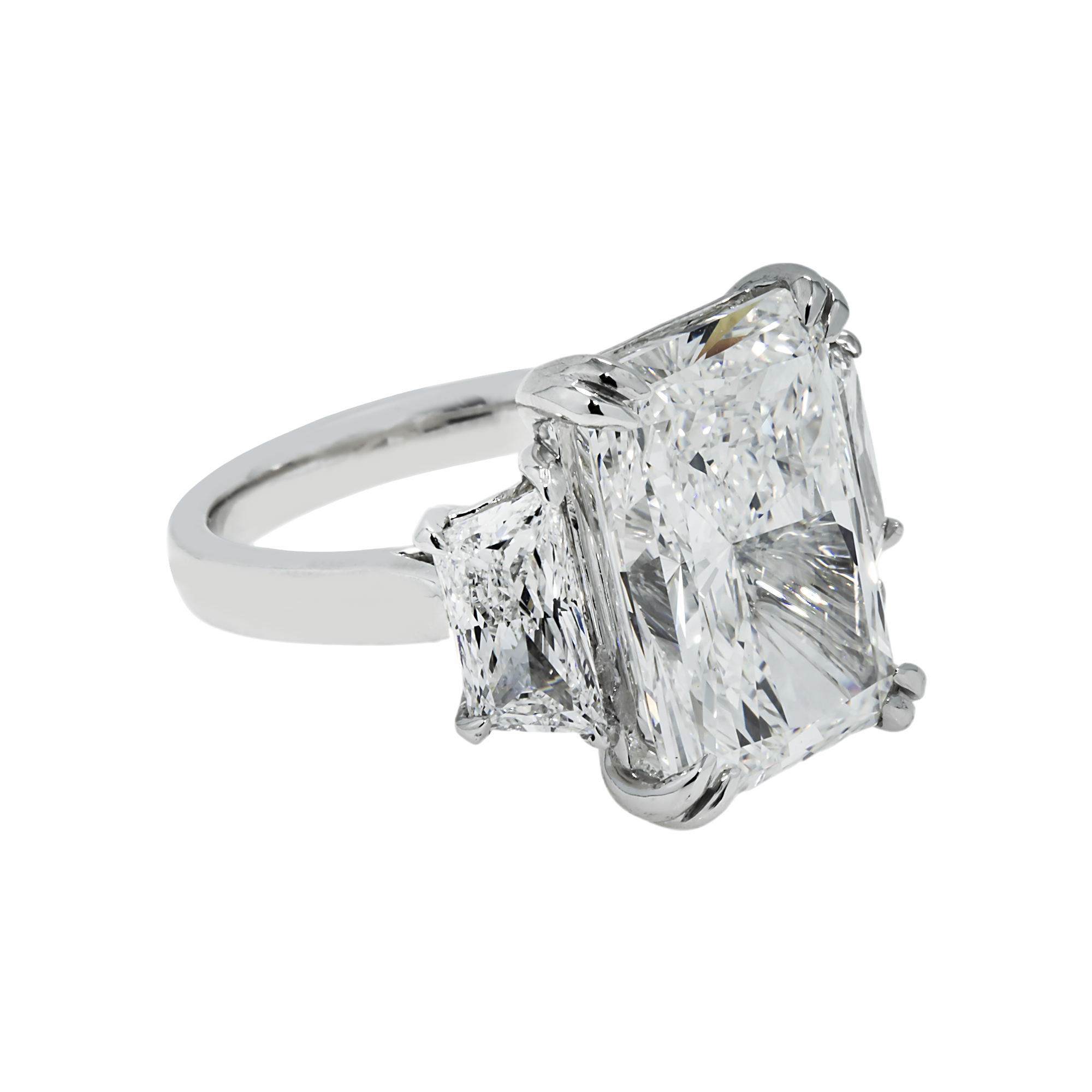 Platinum 11.24ct Radiant Diamond Engagement Ring 13.44ctw