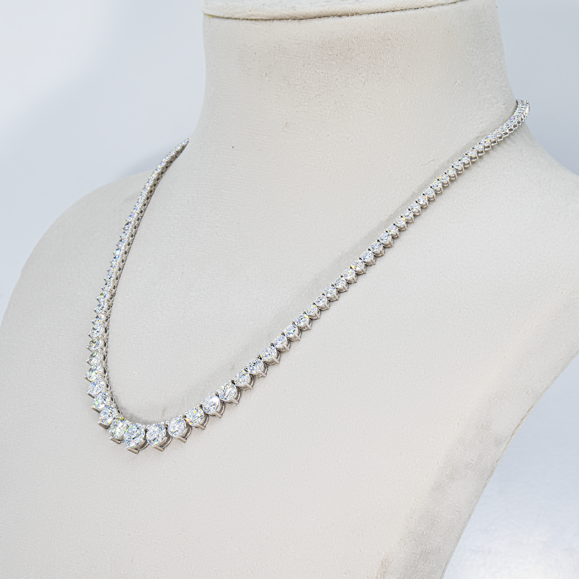 14K White Gold Round Diamond Tennis Chain 19.93ct