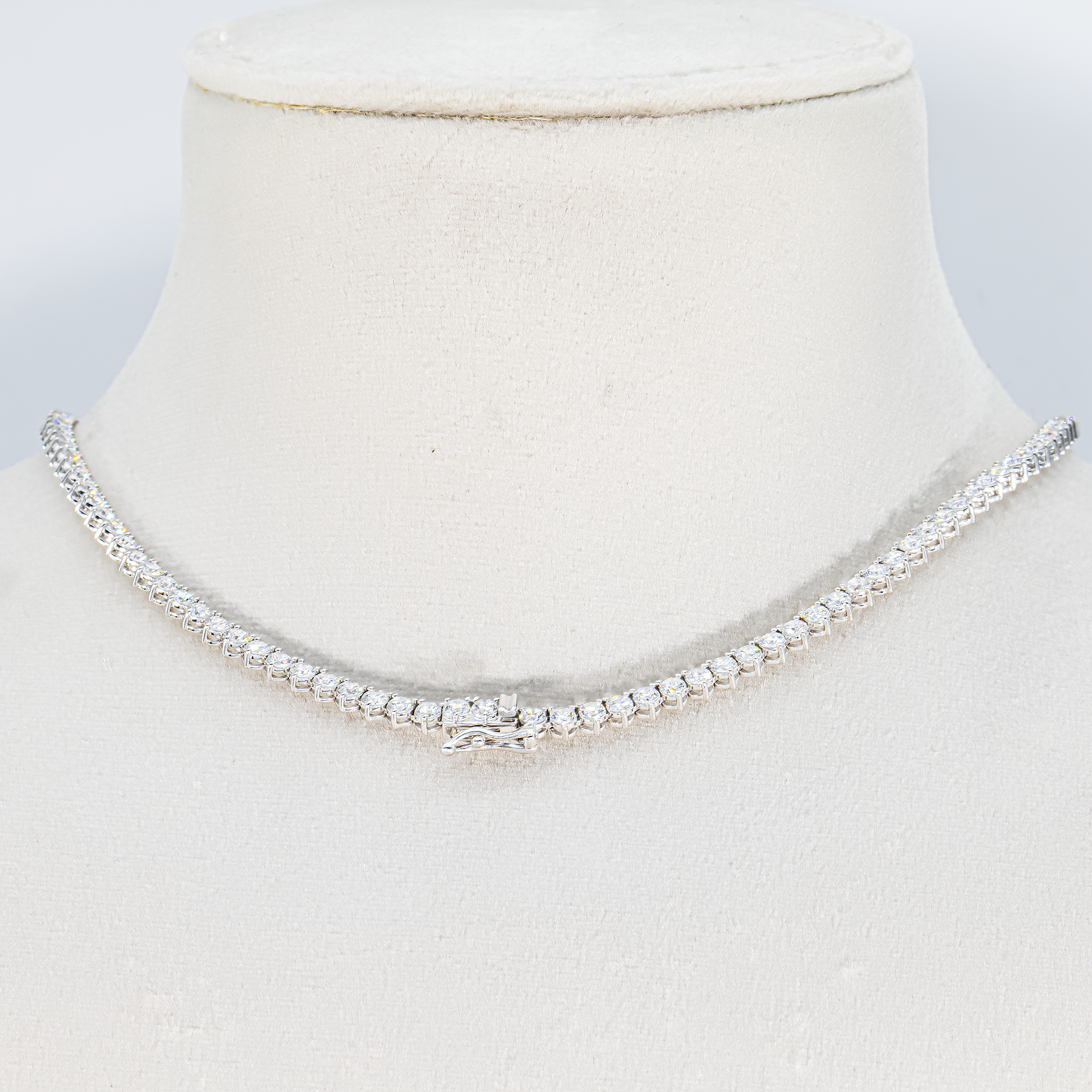 14K White Gold Round Diamond Tennis Chain 19.93ct