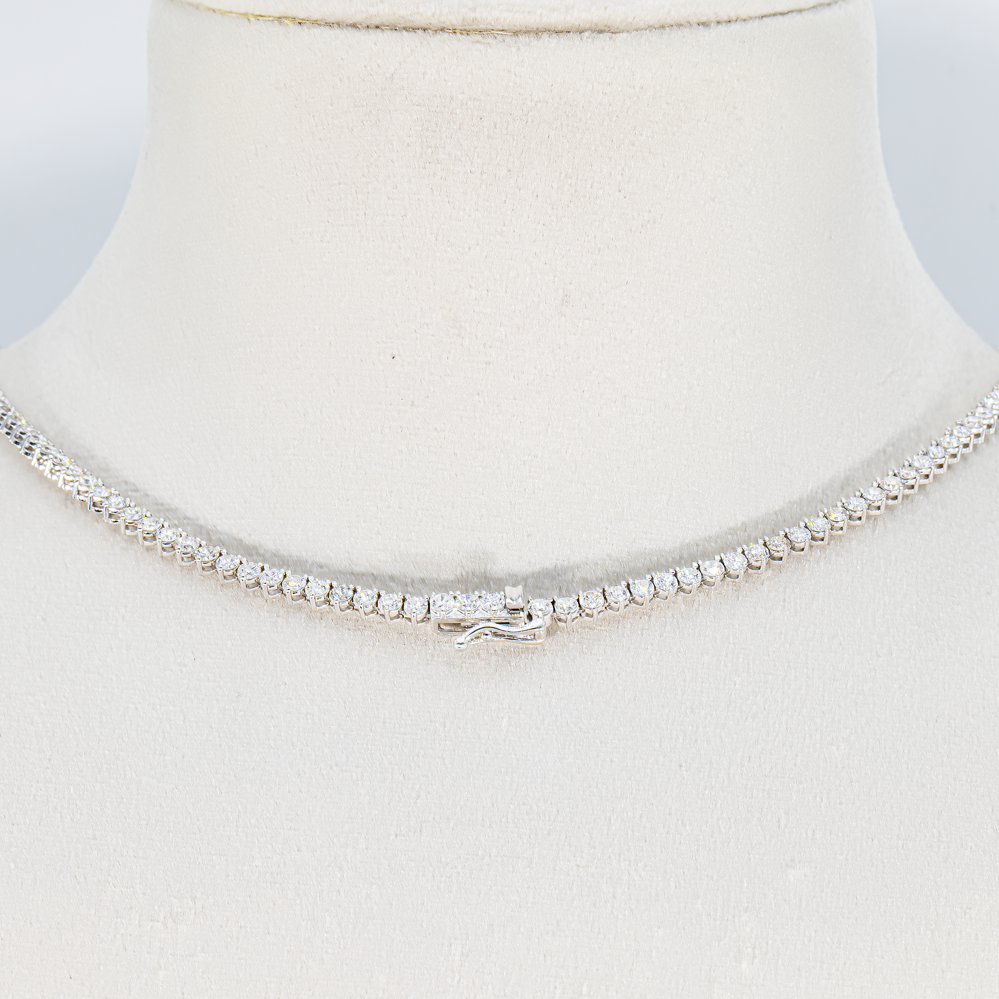 14K White Gold Round Diamond Tennis Chain 15.02ct