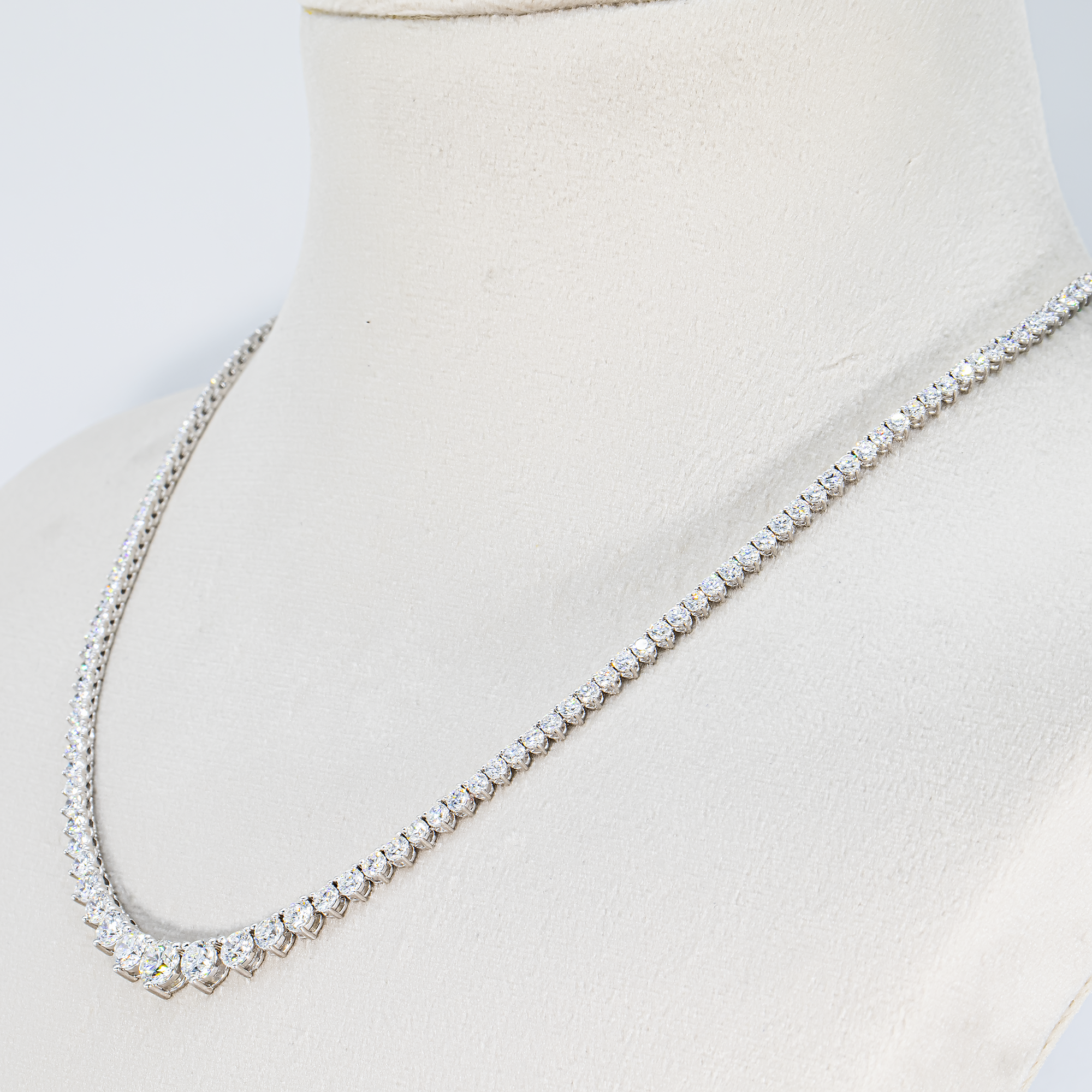 14K White Gold Round Diamond Tennis Chain 10.41ct