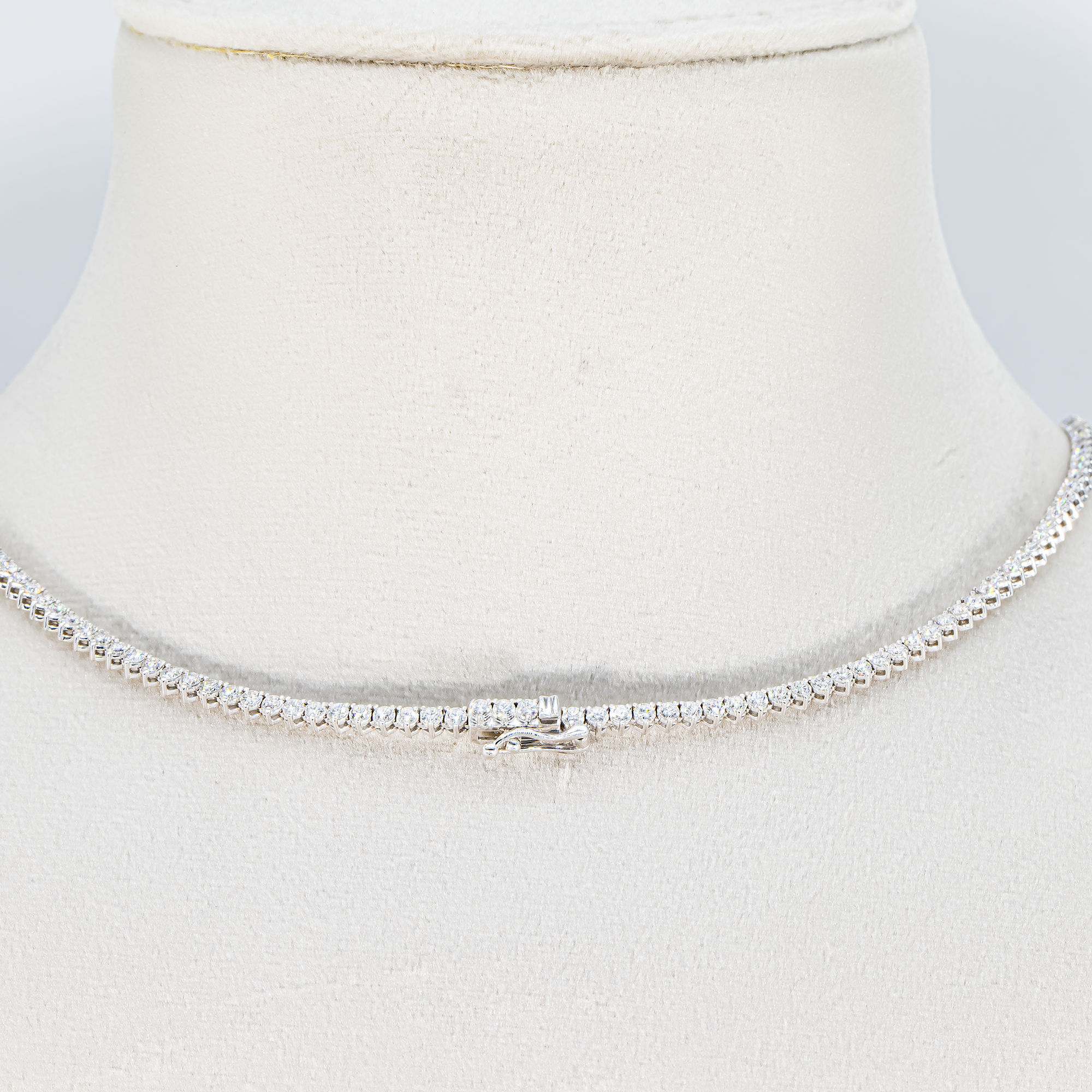 14K White Gold Round Diamond Tennis Chain 8.76ct