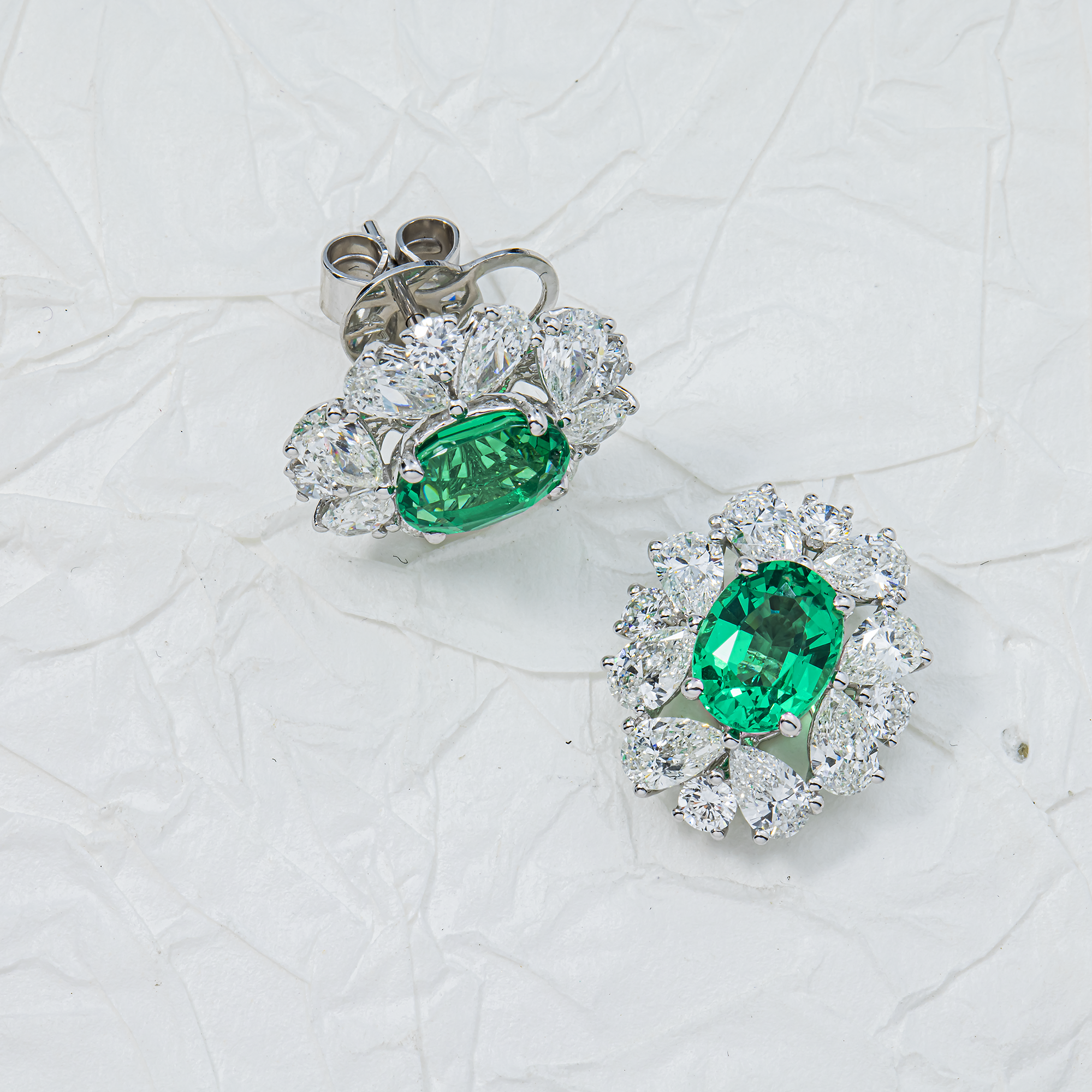 14K White Gold Oval Emerald & Diamond Cluster Stud Earrings 6.1ctw