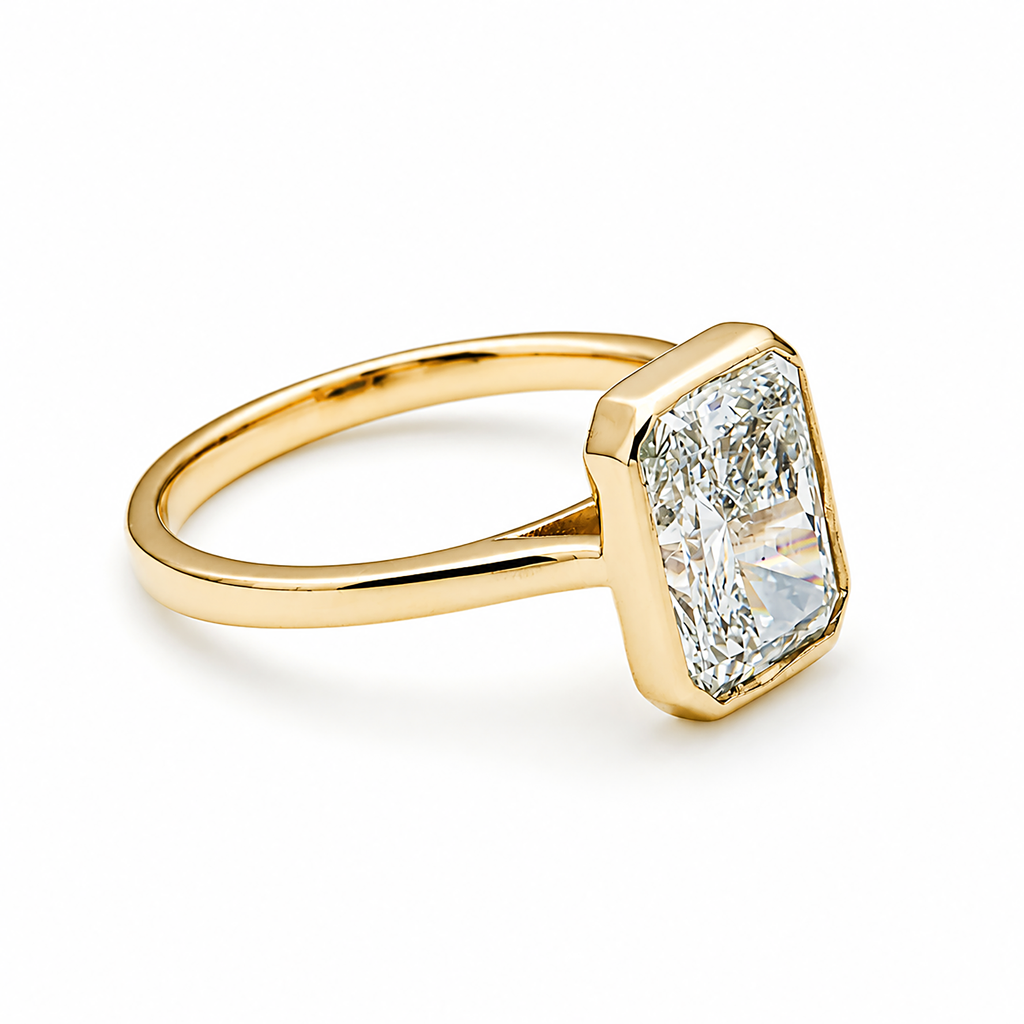 14K Yellow Gold Solitaire Radiant Diamond Ring 3.10ct