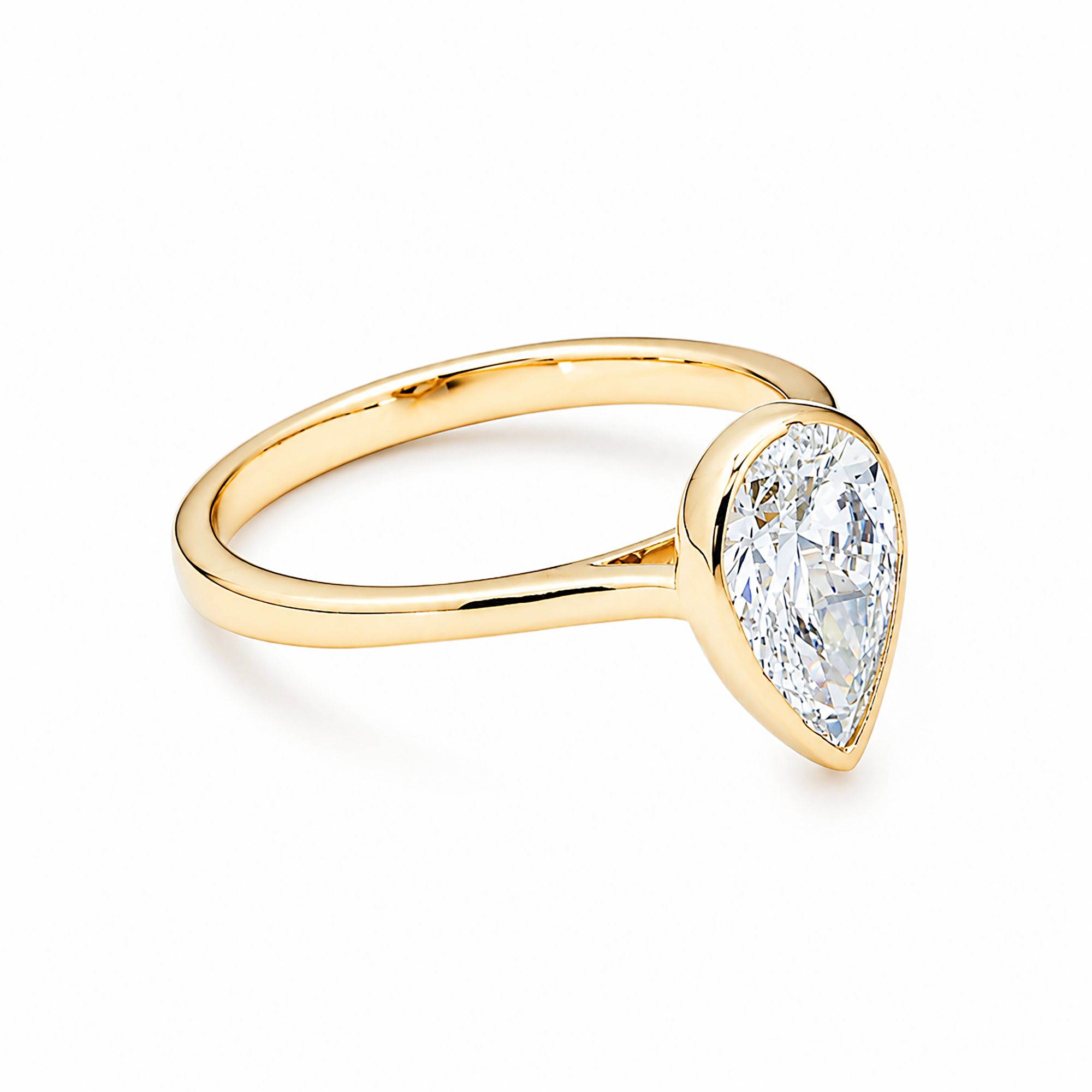 14K Yellow Gold Solitaire Pear Diamond Ring 1.04ct
