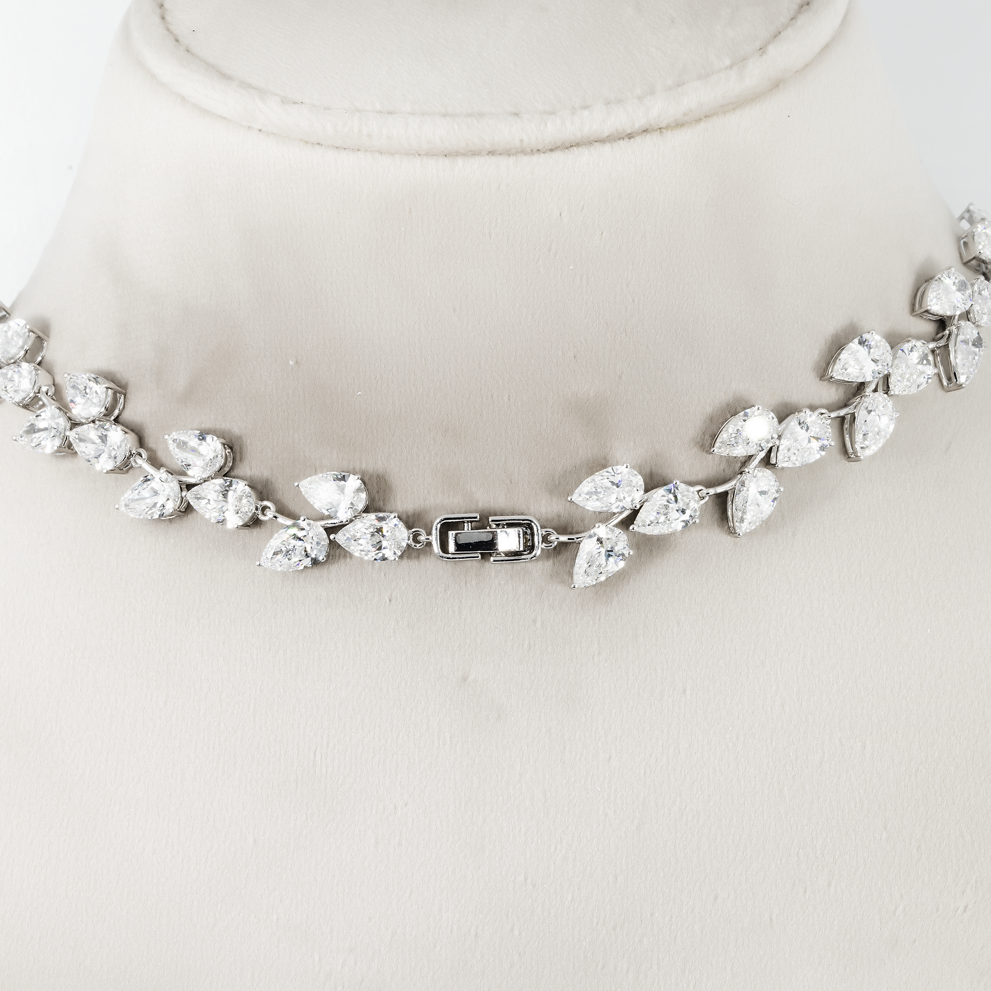 18K White Gold Pear Cut Diamond Rose Bud Vine Necklace 56.69Ct Necklace