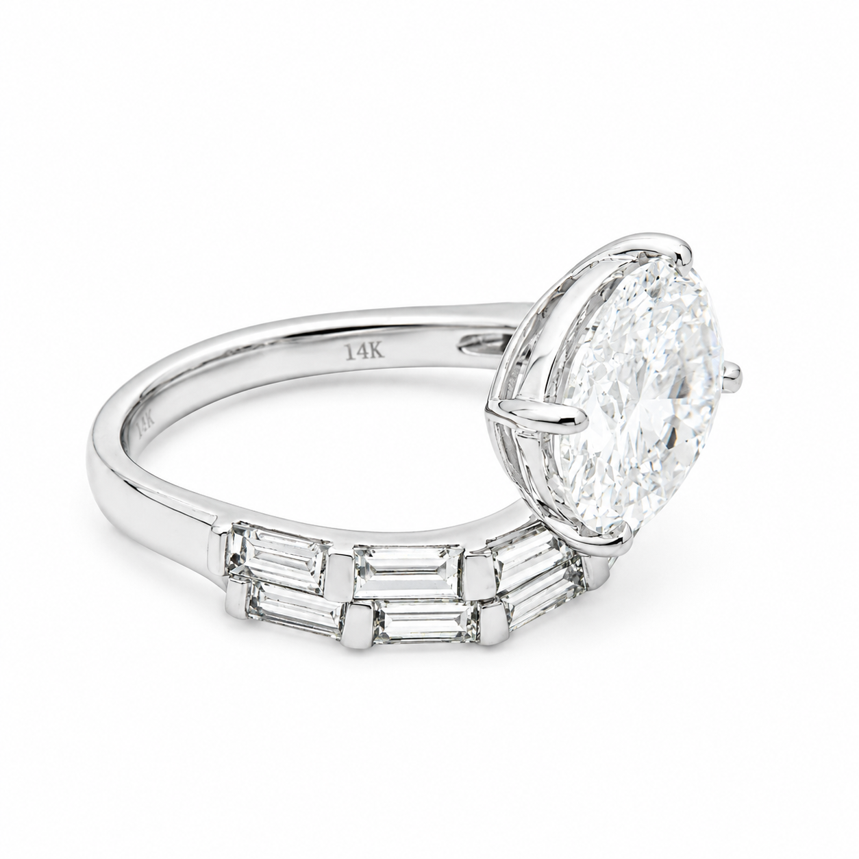 14K White Gold 3.02ct Oval & Baguette Diamond Ring 4.60ctw